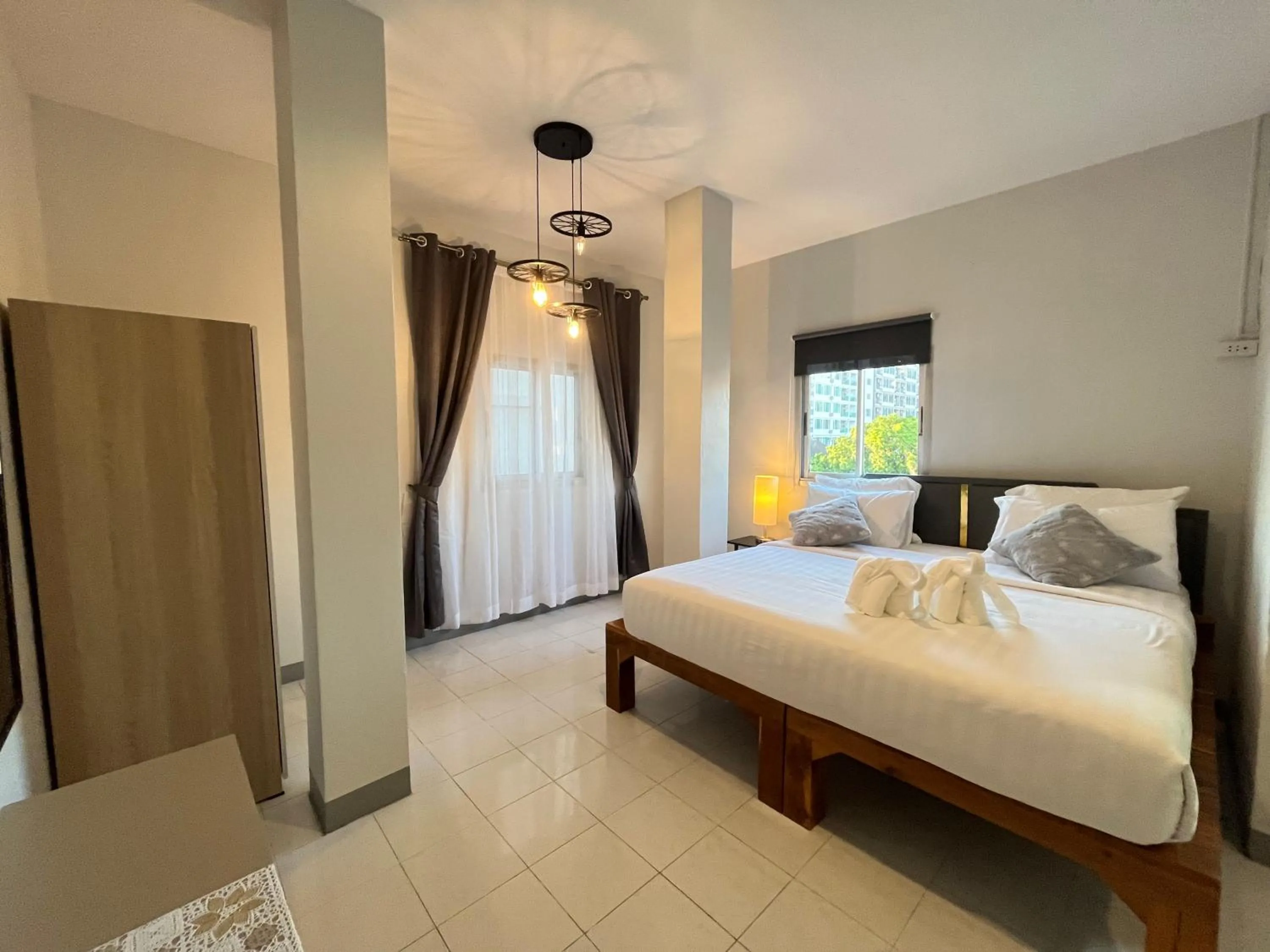 Bed in Ali House Patong