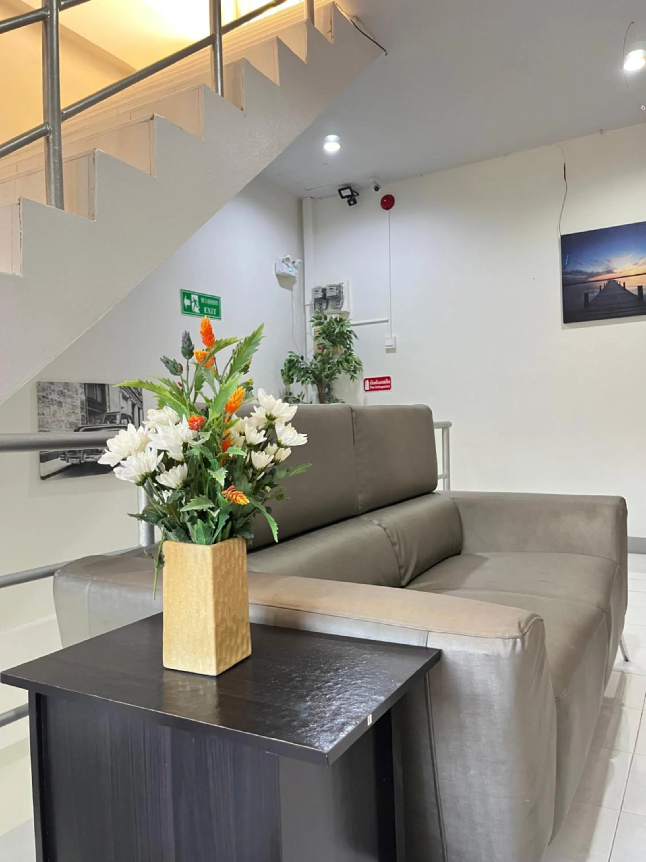 Seating area in Ali House Patong