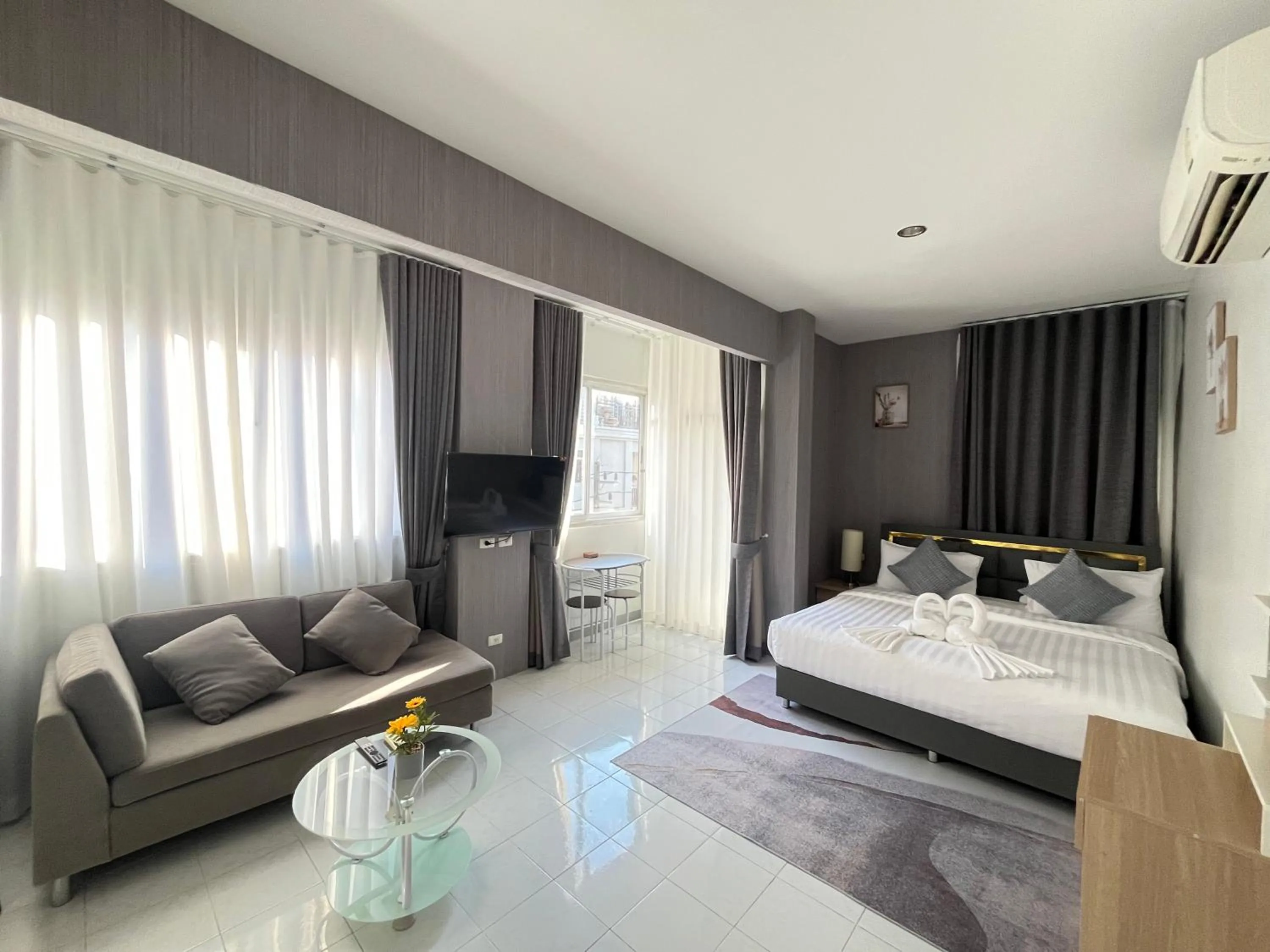 Bed in Ali House Patong