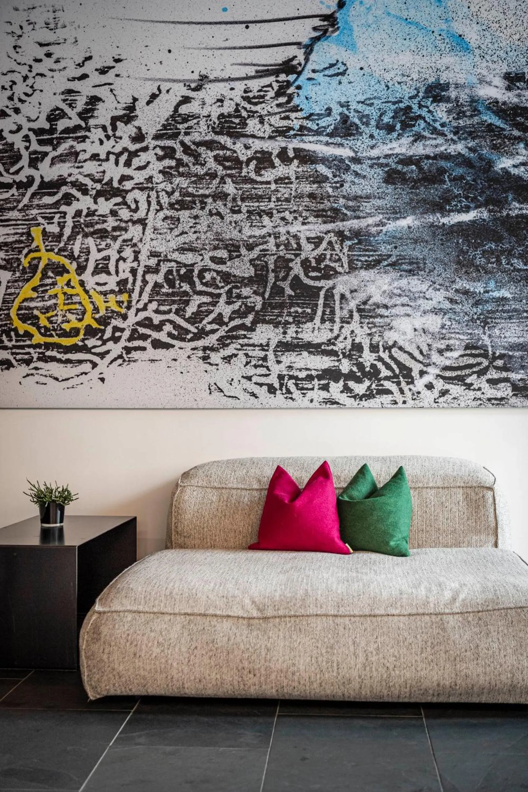 Lounge or bar in die berge lifestyle-hotel Sölden