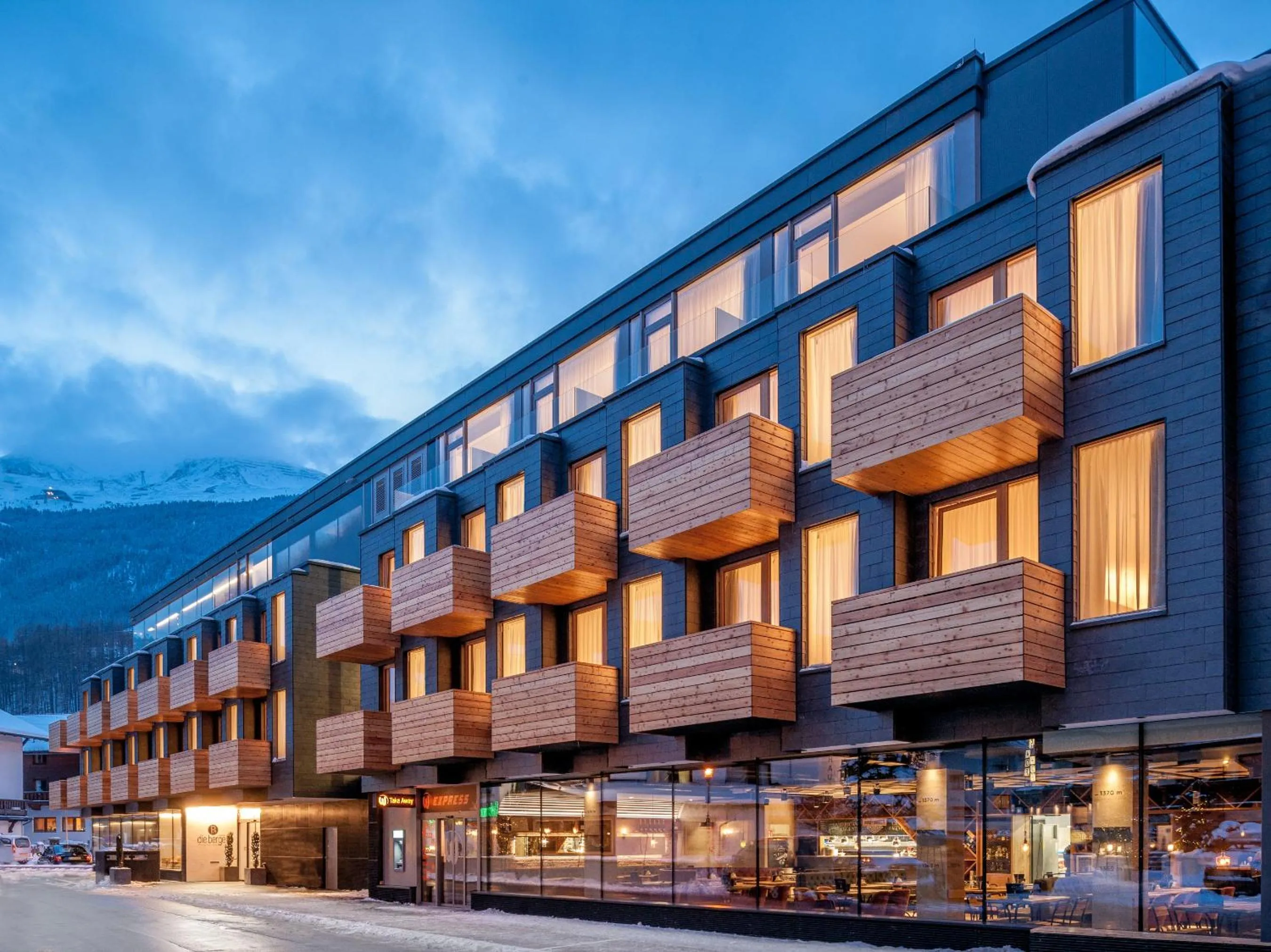 Property building in die berge lifestyle-hotel Sölden