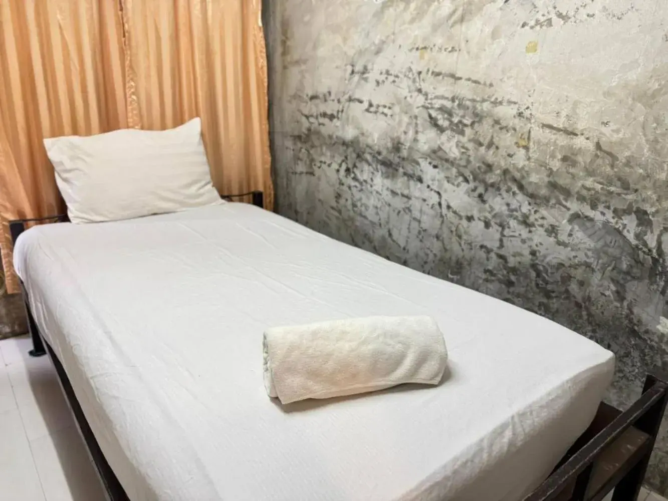 Standard Single Room - single occupancy in Collection O Baan Elephant Home Standard Single Room - single occupancy in Collection O Baan Elephant Home