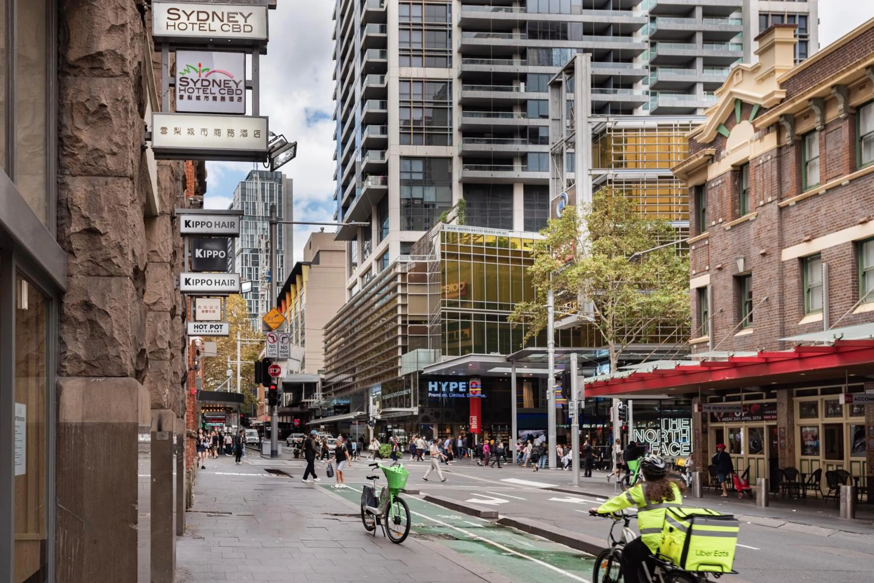 Street view in YEHS Hotel Sydney CBD