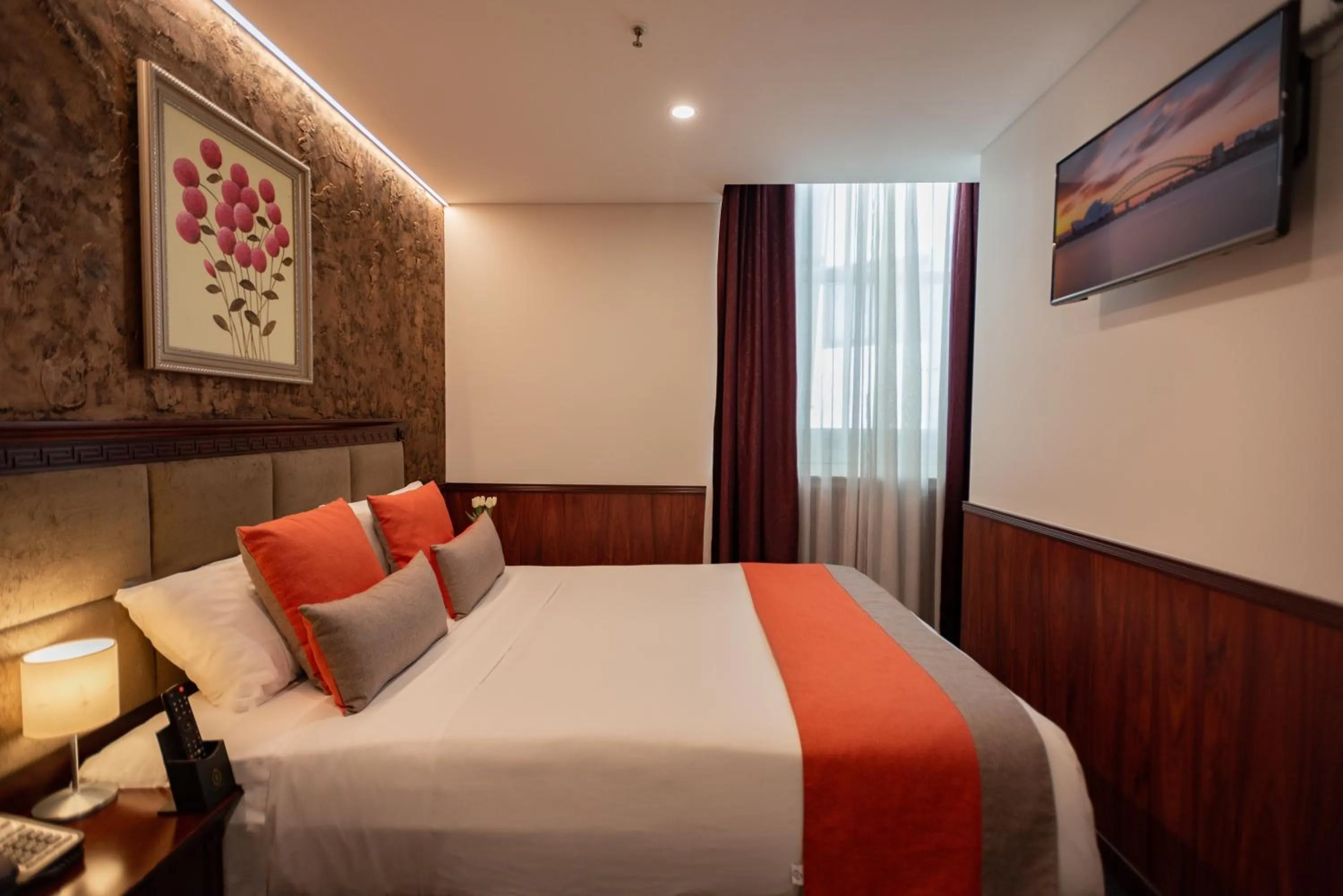 Bedroom, Bed in YEHS Hotel Sydney CBD