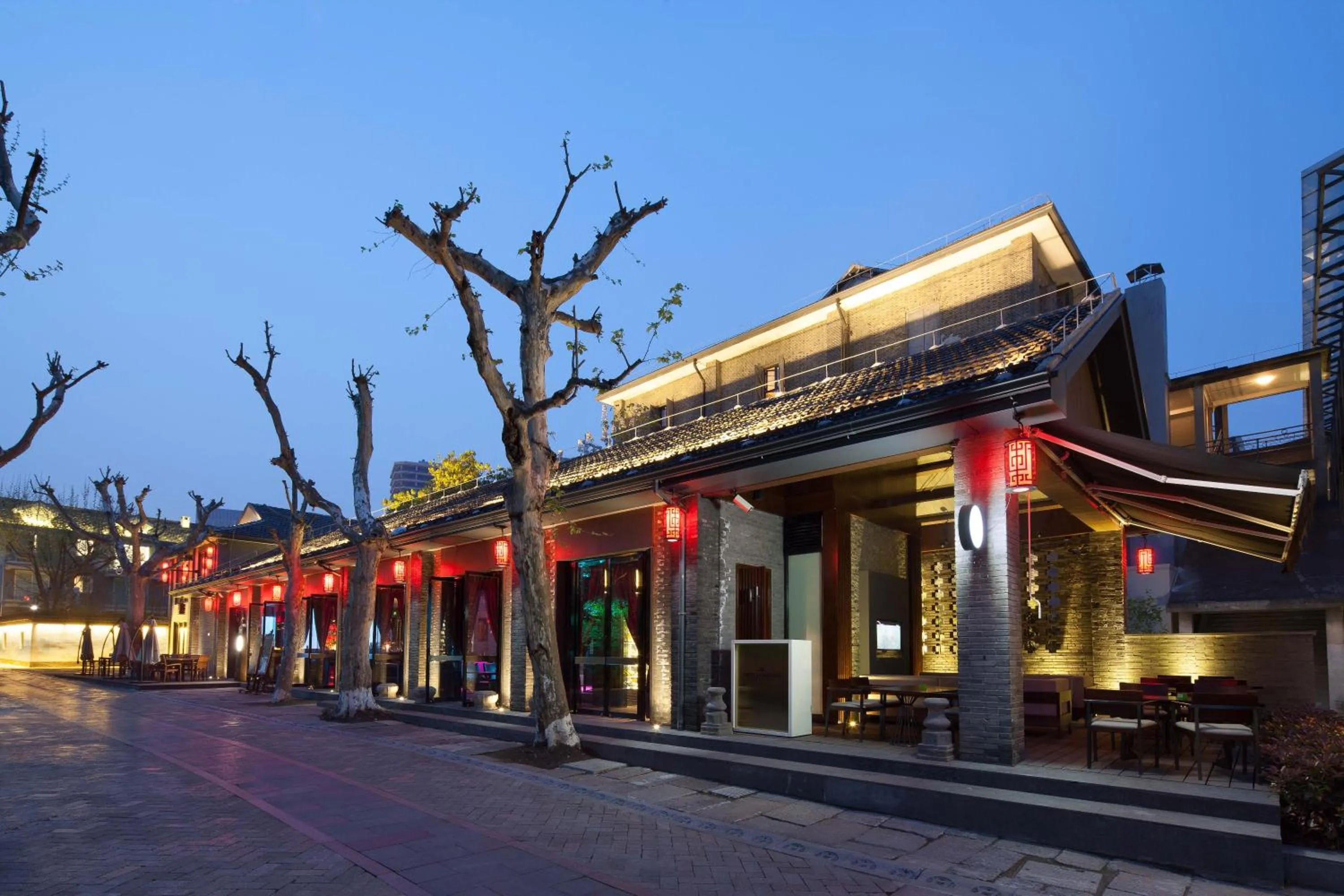 Property building in Cheery Dragon Canal Hotel Hangzhou - Intangible Cultural Heritage Hotel
