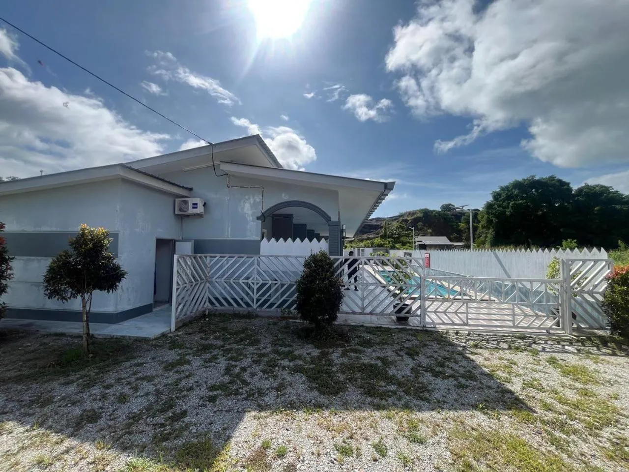 Facade/entrance in OYO 91220 D Inai Roomstay