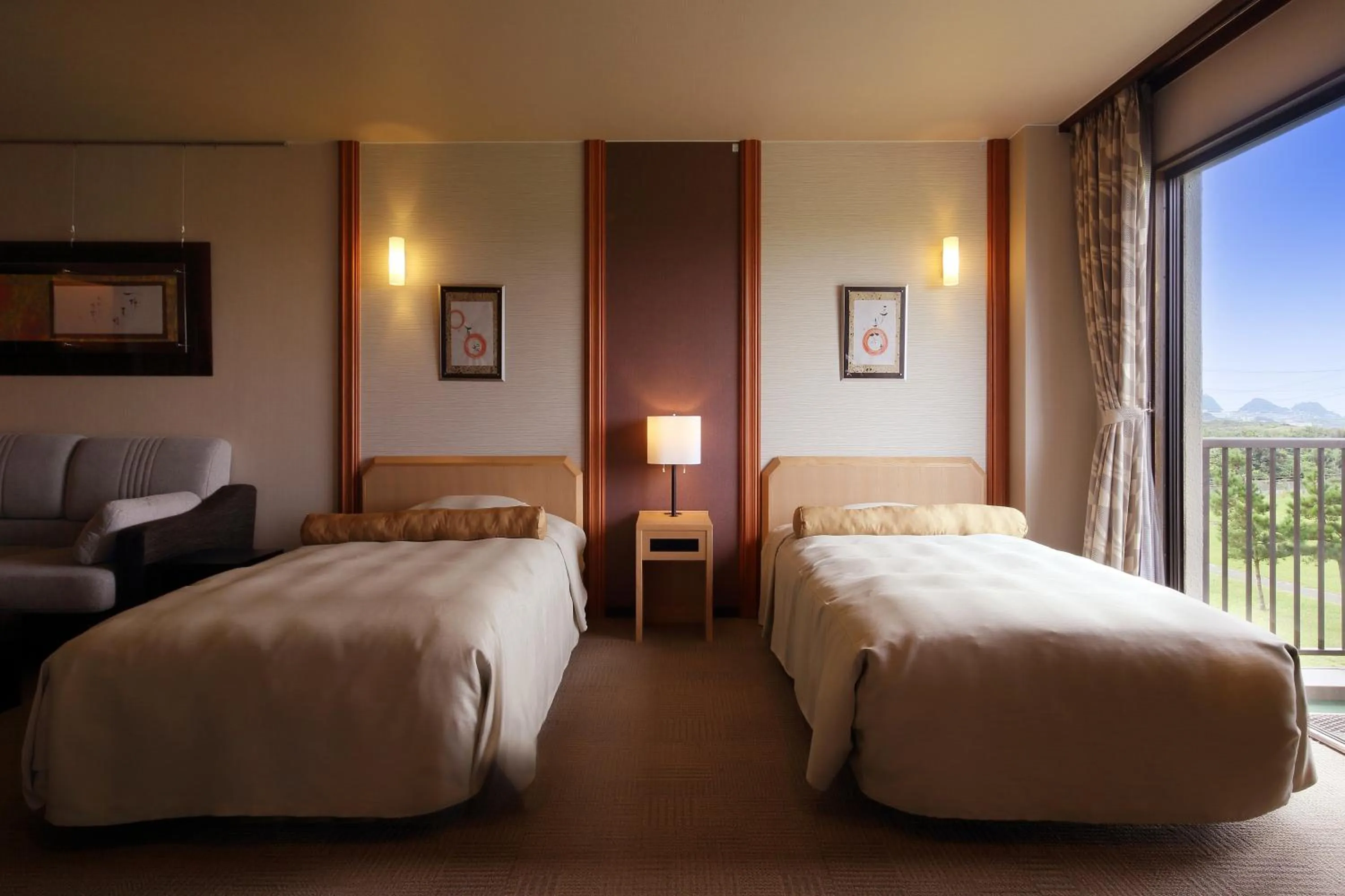 Bed in Senri no Kaze