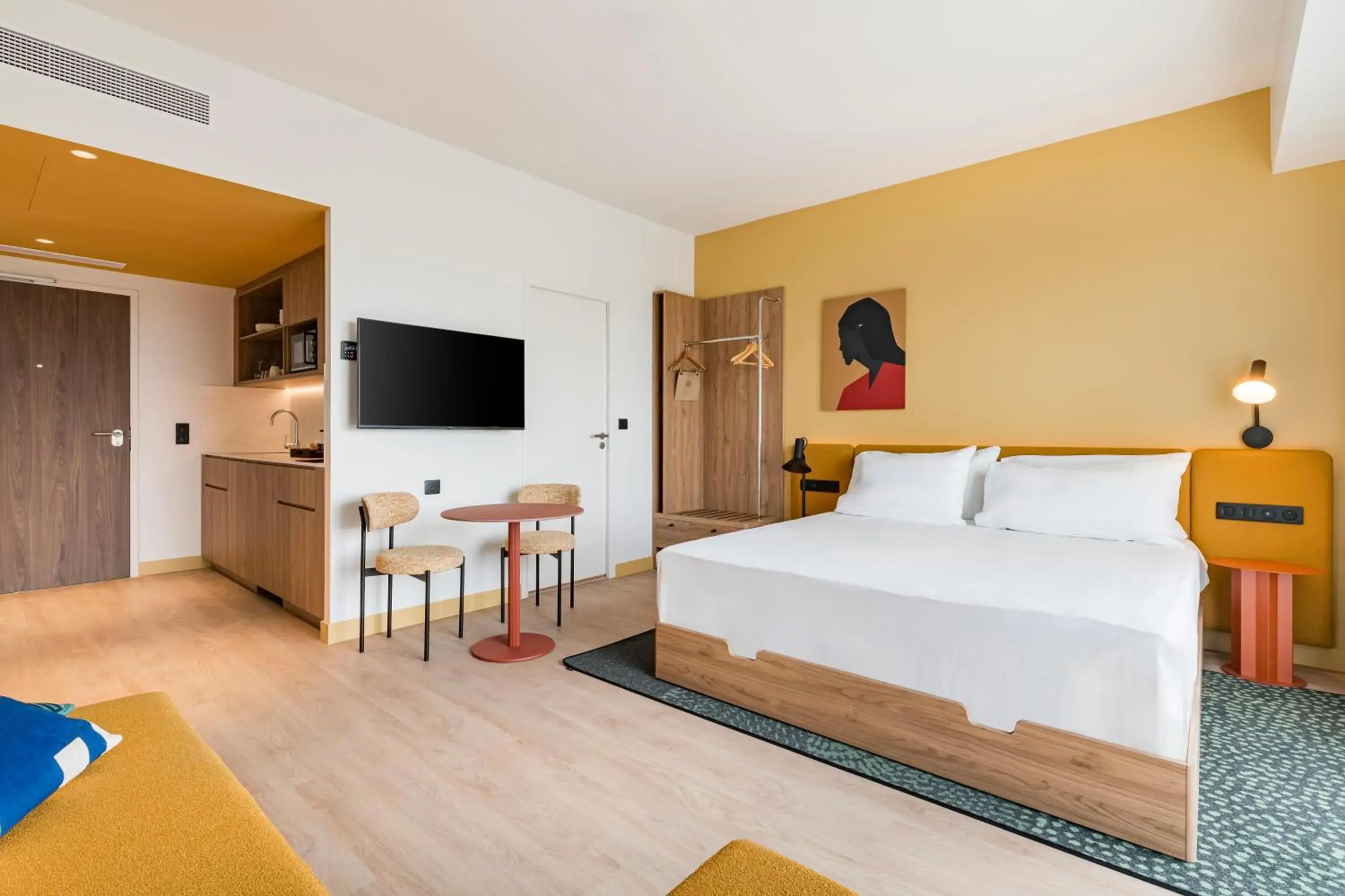 Bed in Hampton by Hilton Bordeaux Merignac Airport Bed in Hampton by Hilton Bordeaux Merignac Airport