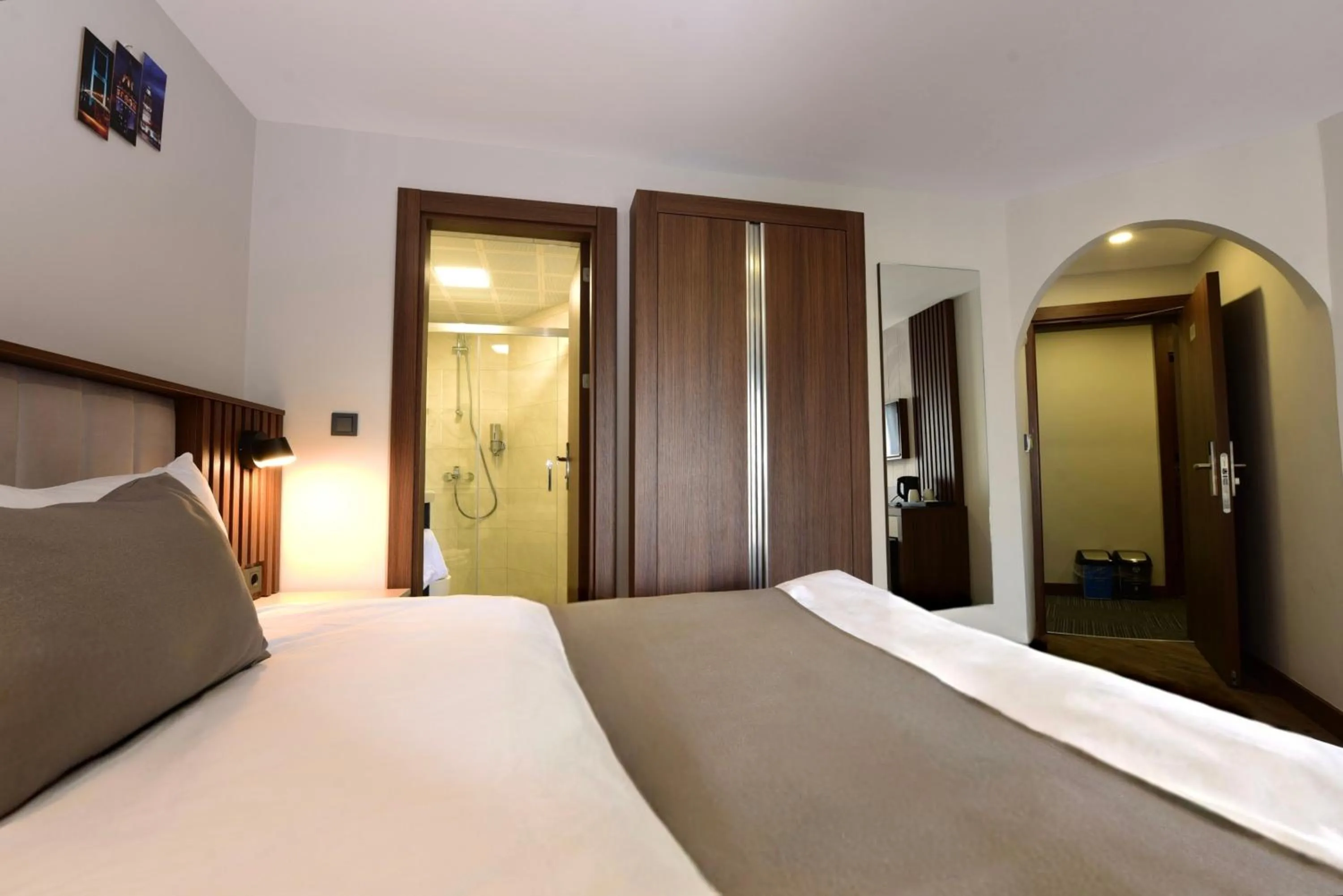 Bedroom, Bed in Hotel Öncü