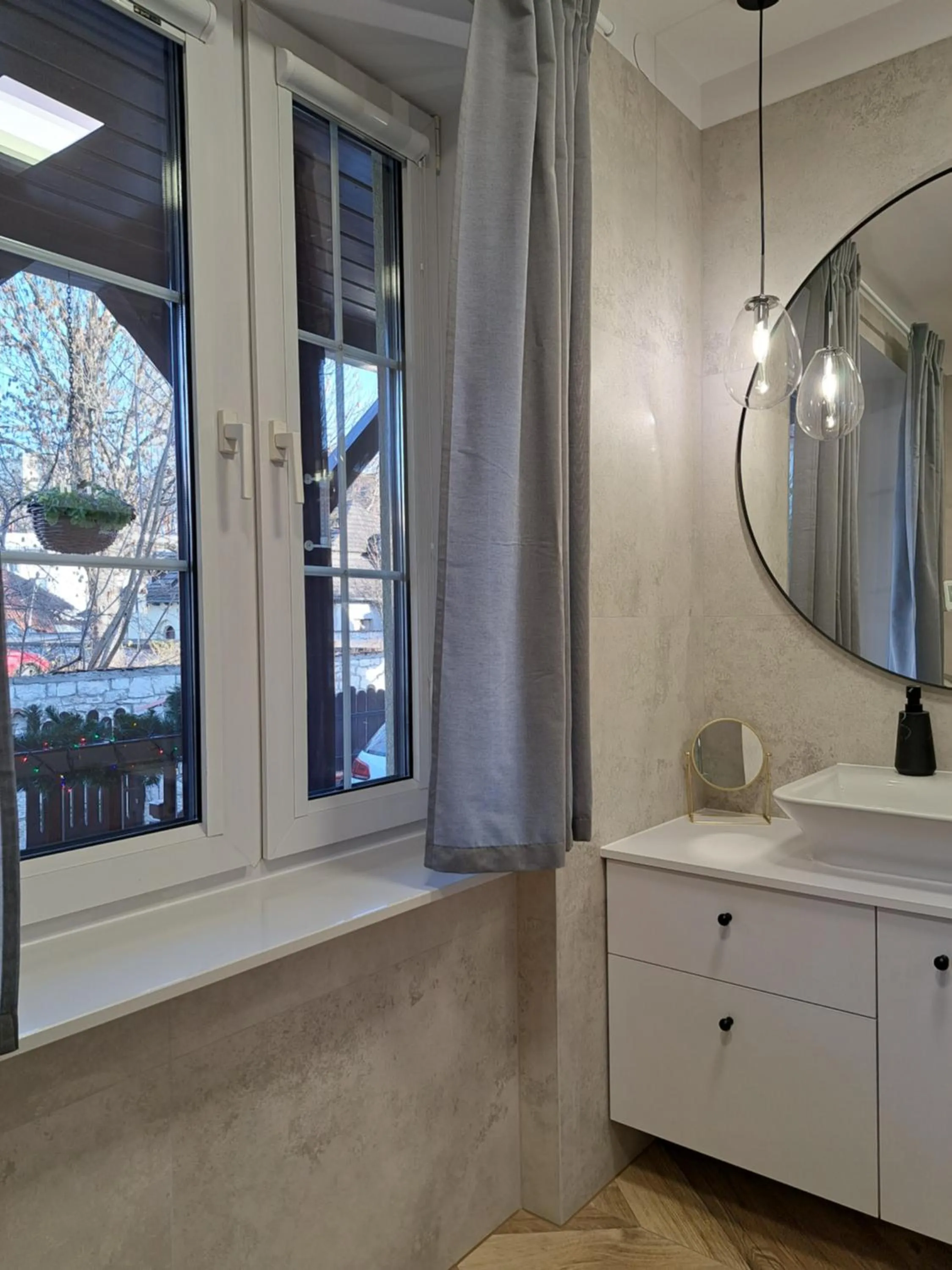 APARTAMENTY TUŹNIKOWIE
