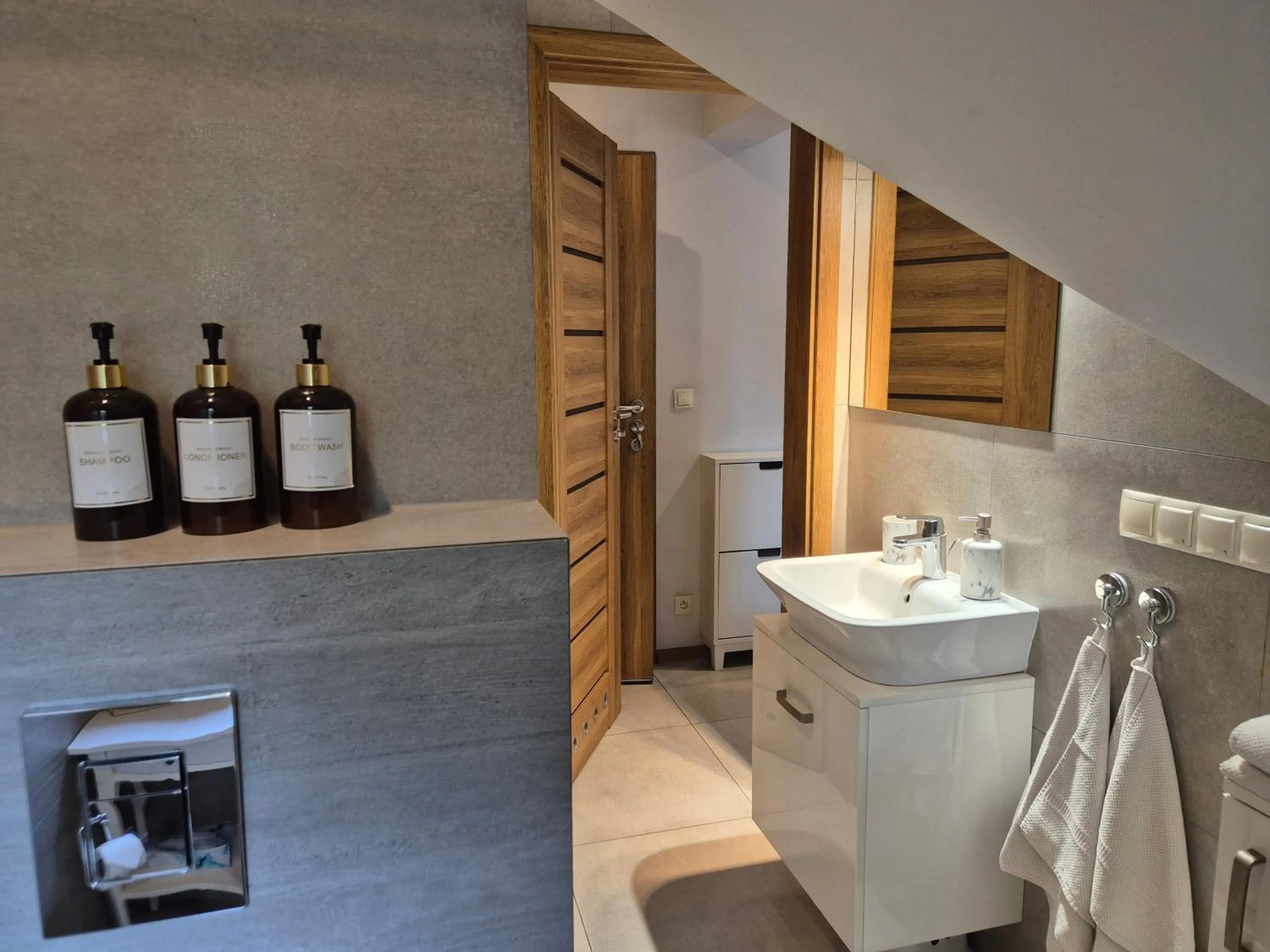 APARTAMENTY TUŹNIKOWIE