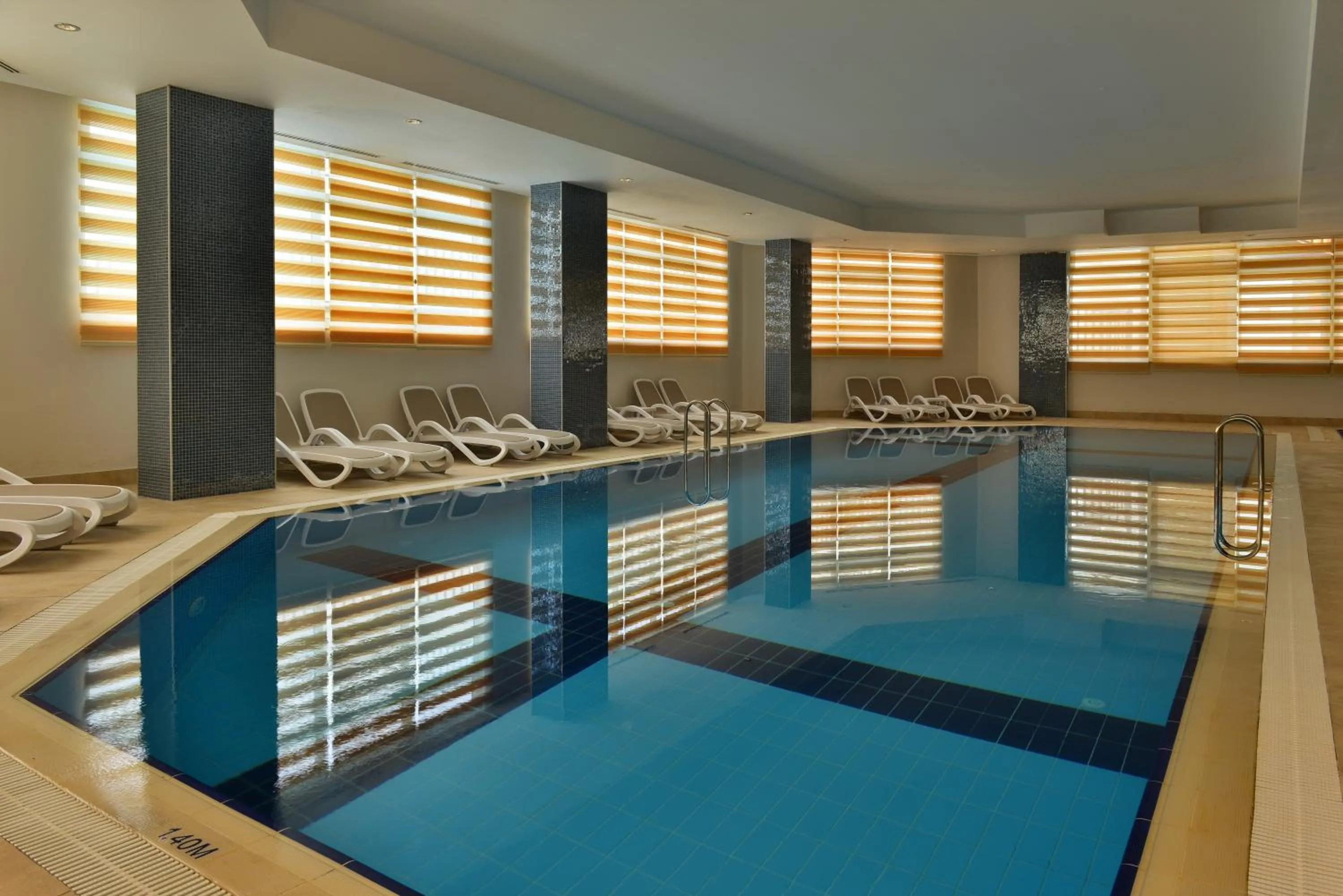 Decorative detail in Side Crown Serenity Ultra All Inclusive