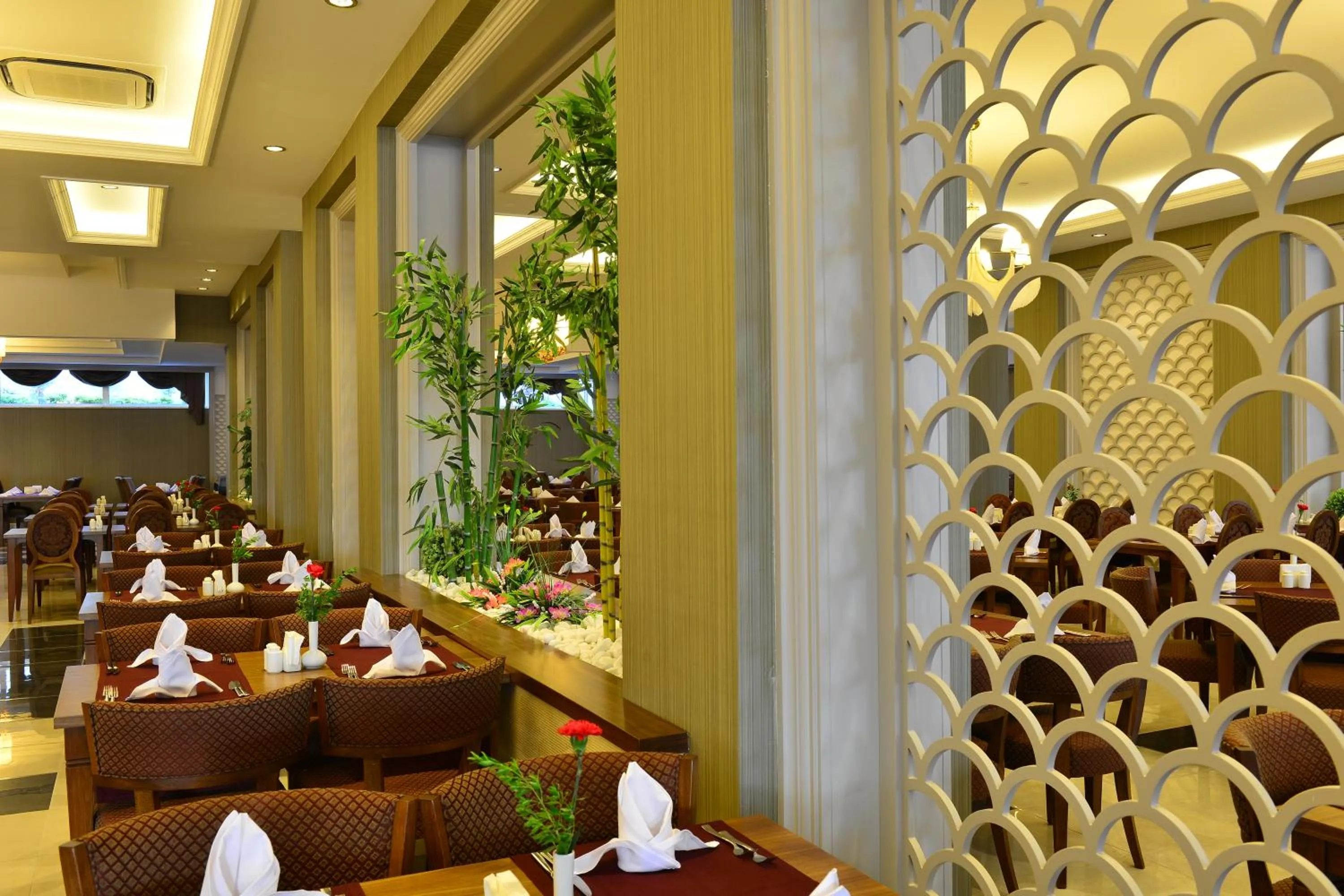 Restaurant/places to eat in Side Crown Serenity Ultra All Inclusive