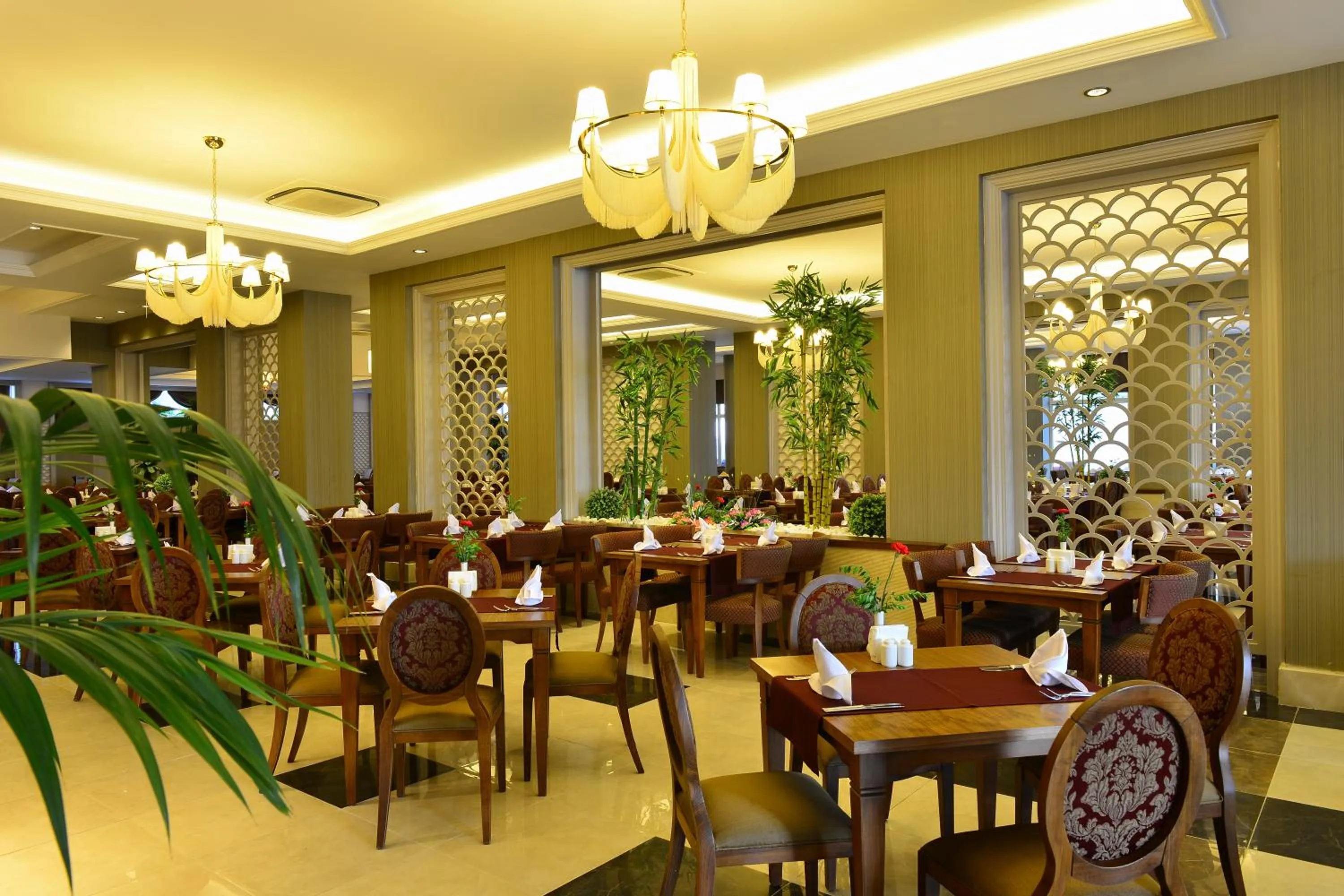 Restaurant/places to eat in Side Crown Serenity Ultra All Inclusive