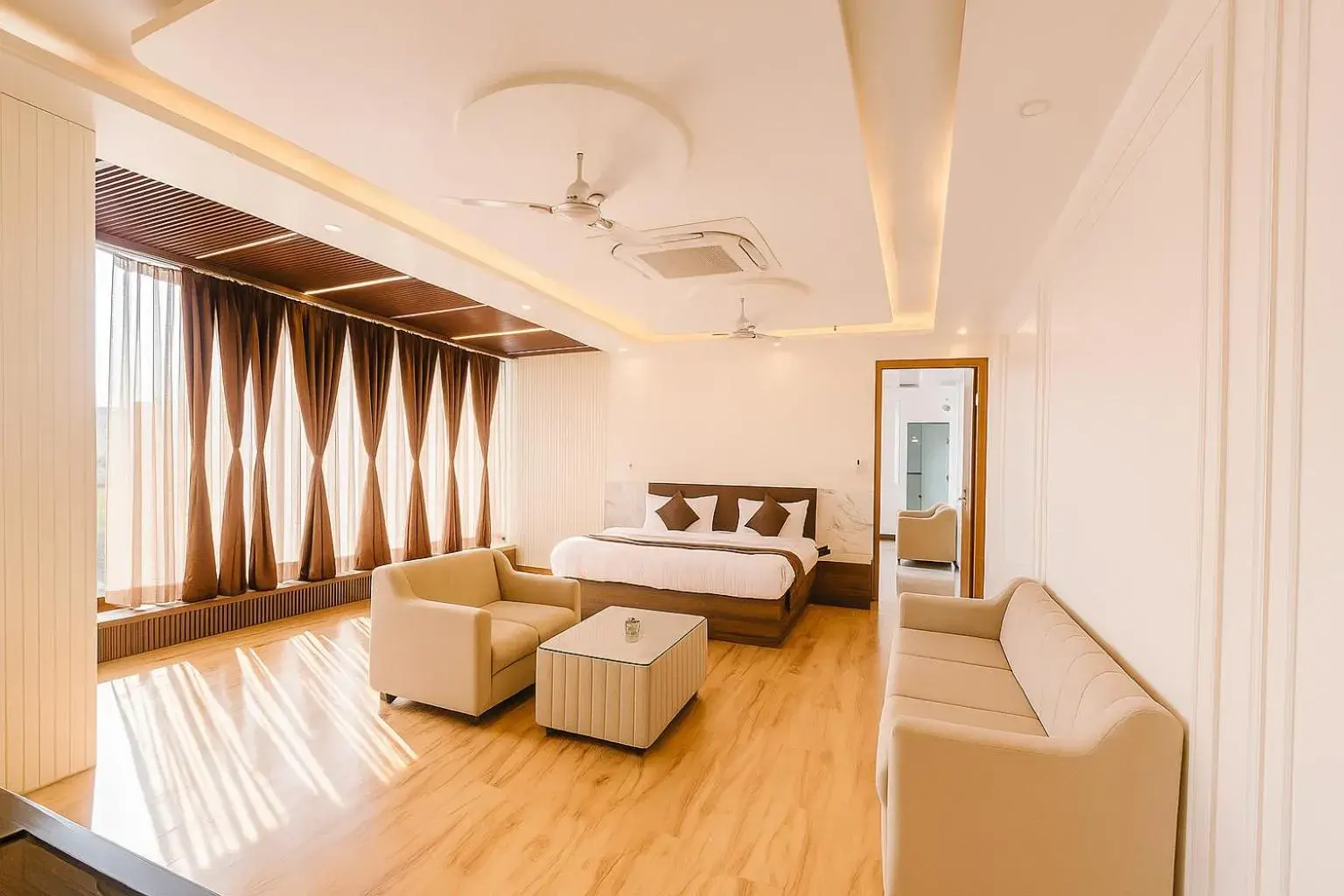Manglam Inn Manglam Inn