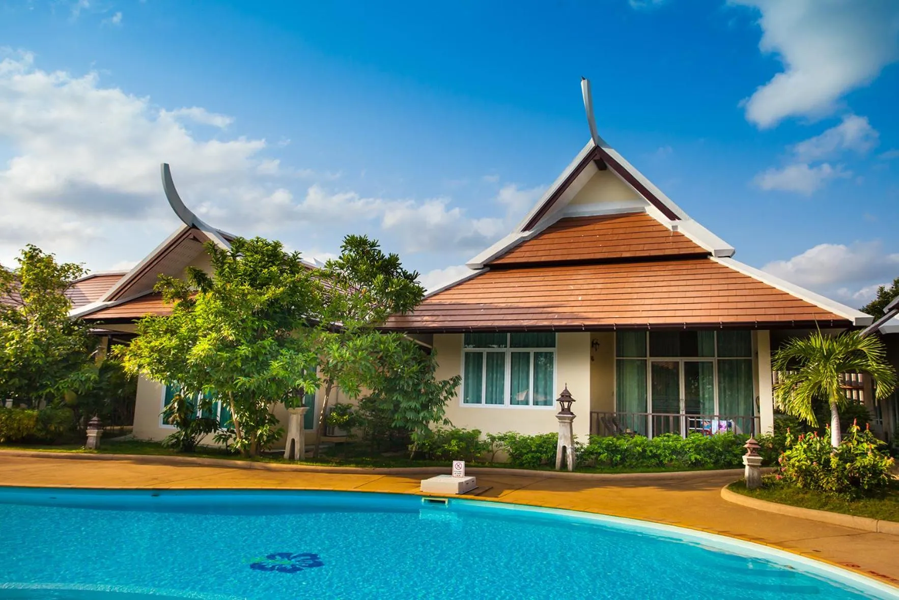 Garden view in Pattra Vill Resort