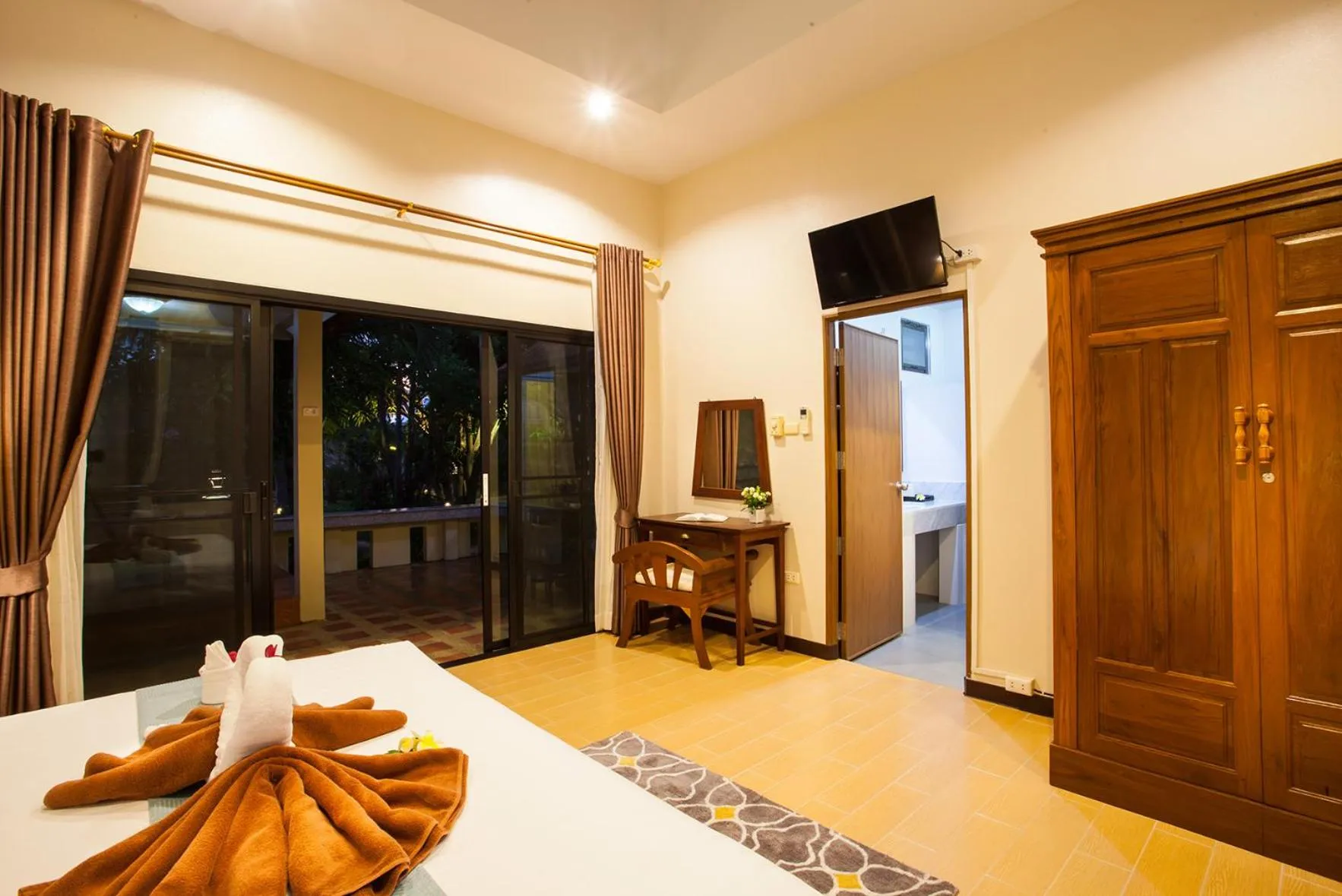 Bedroom, Bed in Pattra Vill Resort