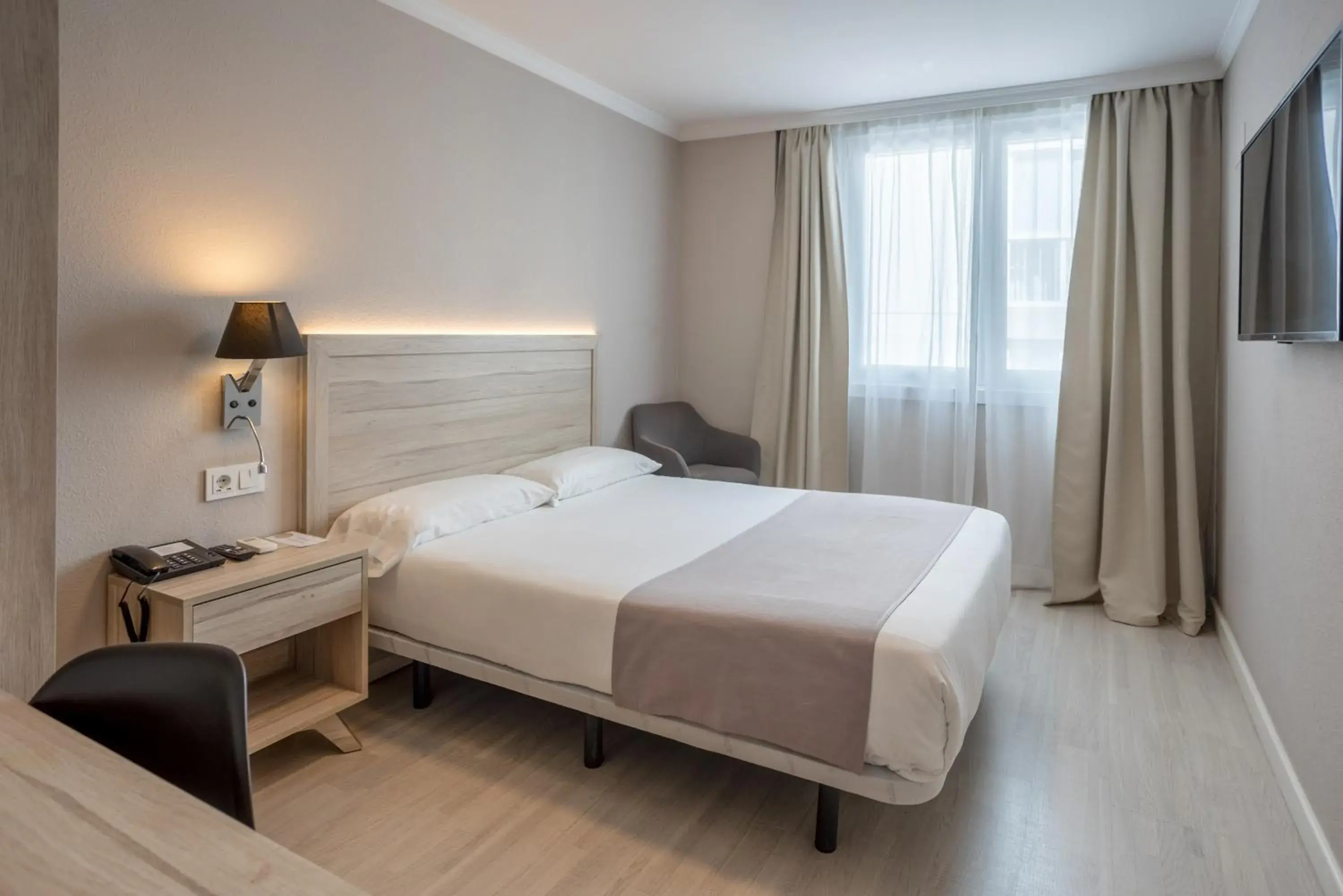 Single Room in Hotel Villa de Verín Single Room in Hotel Villa de Verín