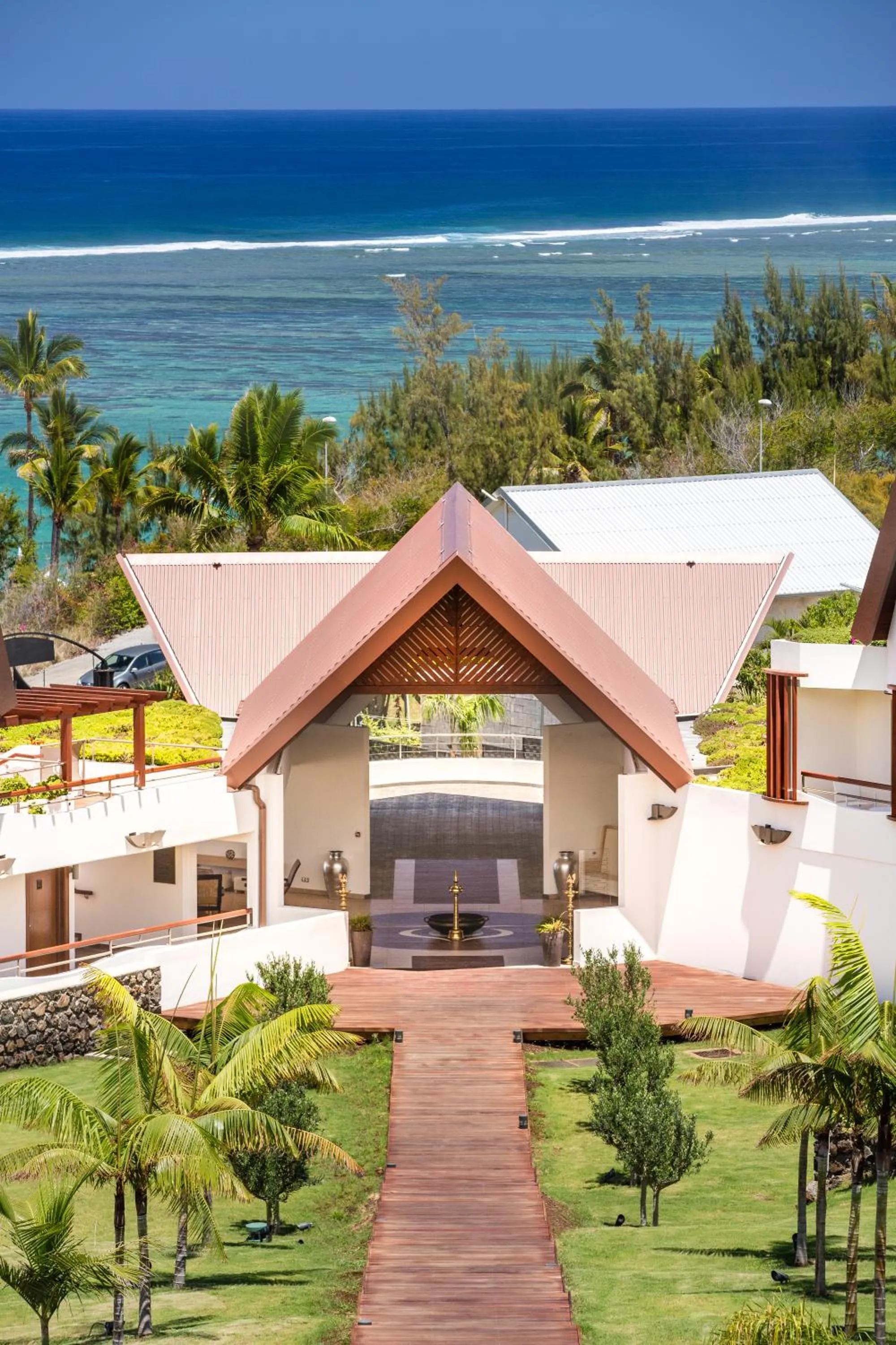 Facade/entrance in Akoya Hotel & Spa