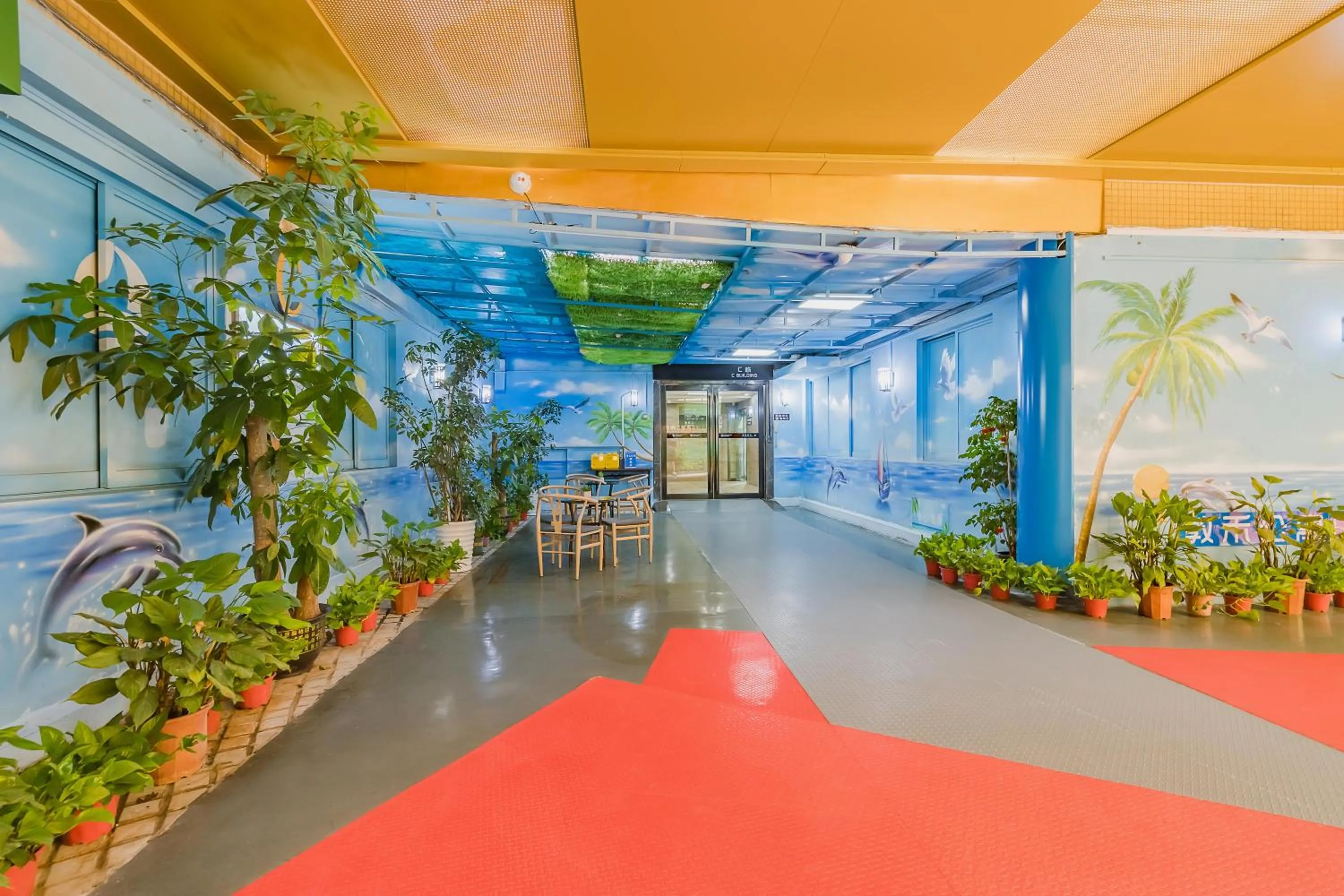 Seating area in Insail Hotels (Pazhou Exhibition Center KeCun Metro Station Dunhe Road Branch Guangzhou)