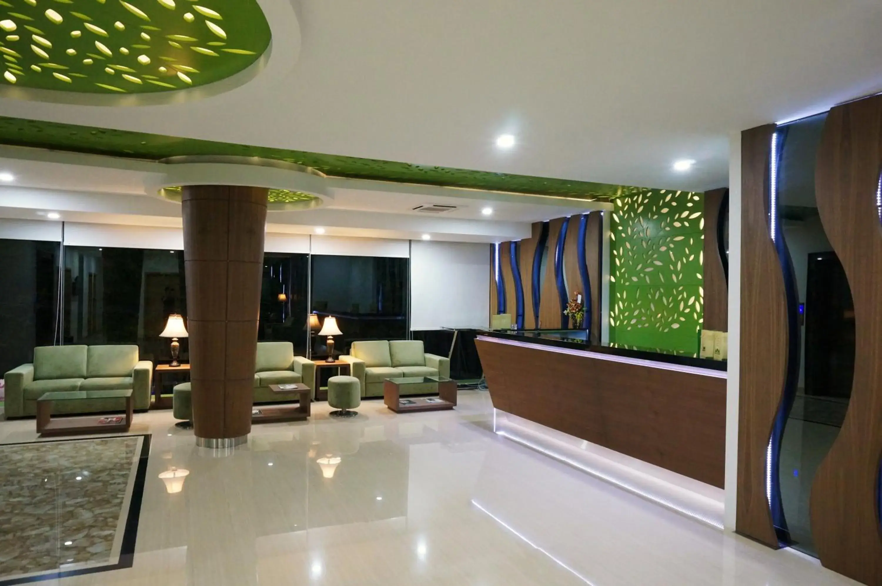 Lobby or reception in Green Eden Hotel Lobby or reception in Green Eden Hotel