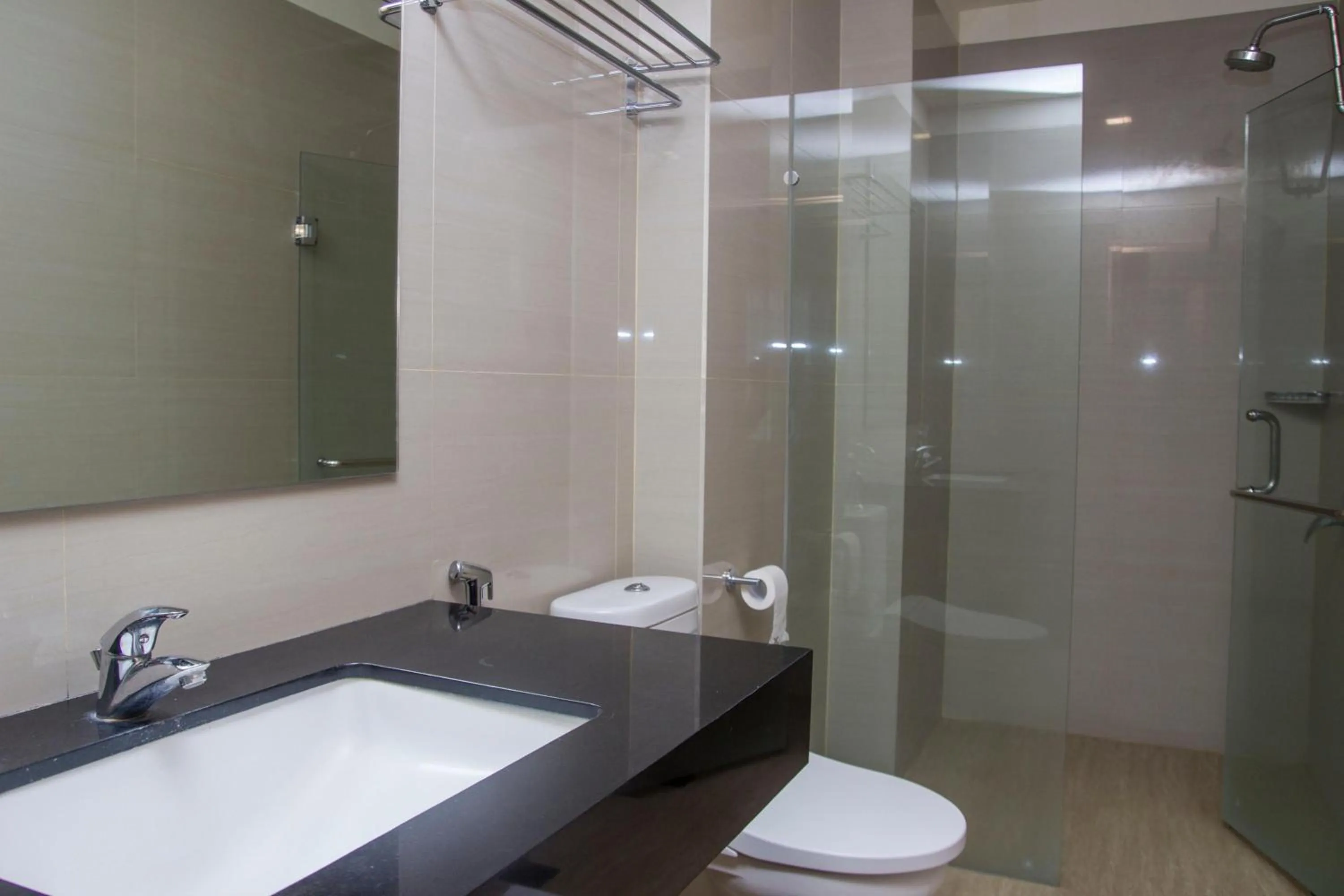 Bathroom in Green Eden Hotel