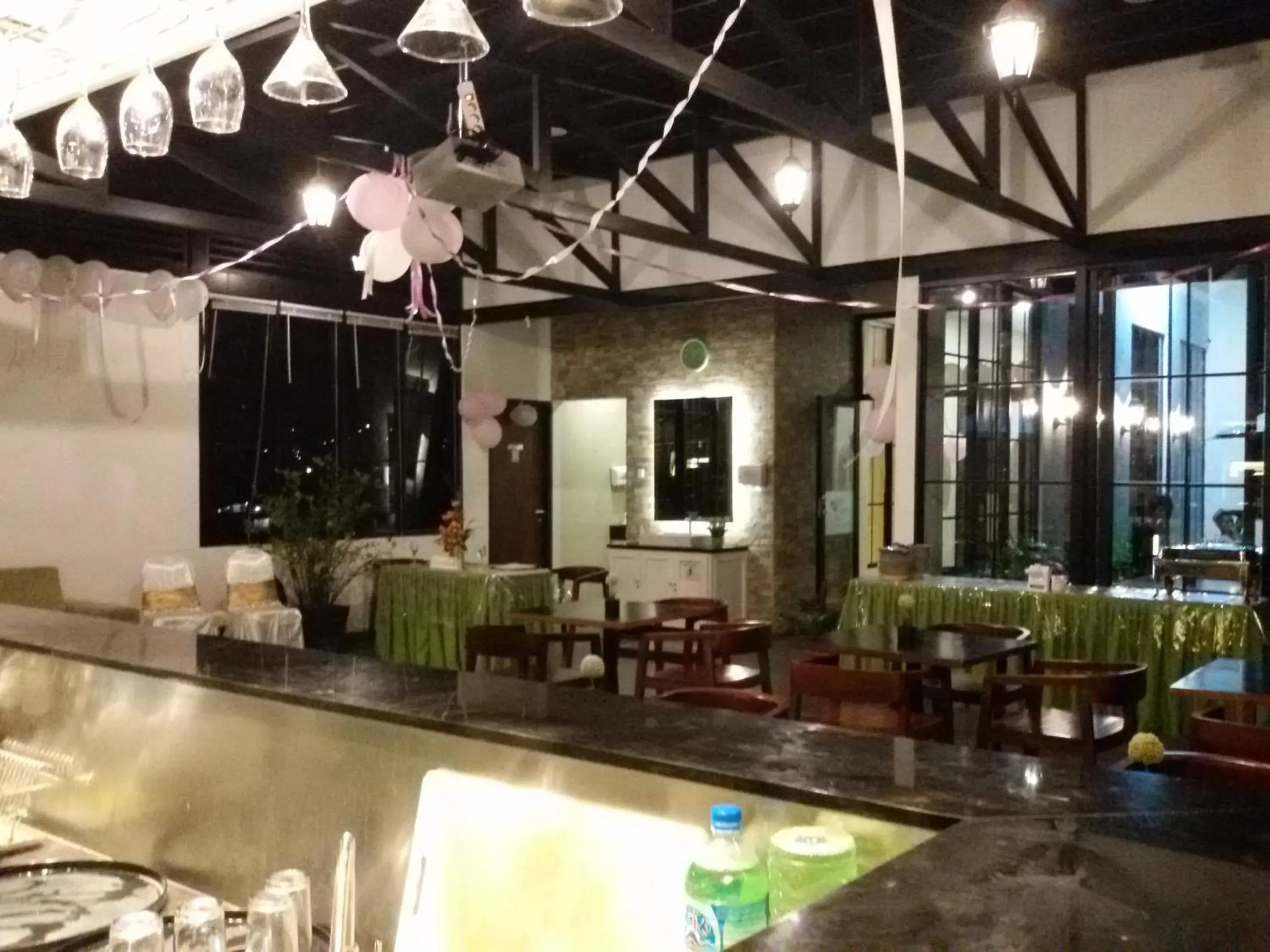 Restaurant/places to eat in Green Eden Hotel Restaurant/places to eat in Green Eden Hotel