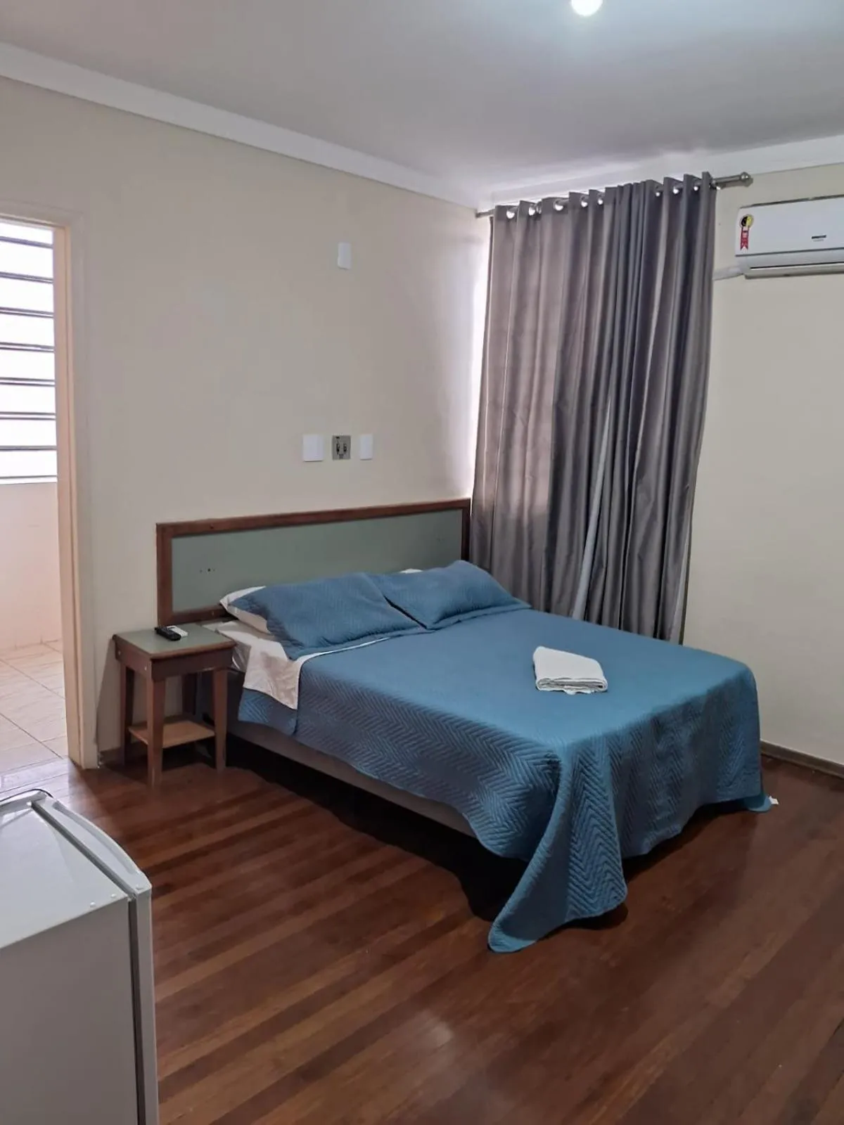 Standard Queen Room - single occupancy in Martha Office Hotel
