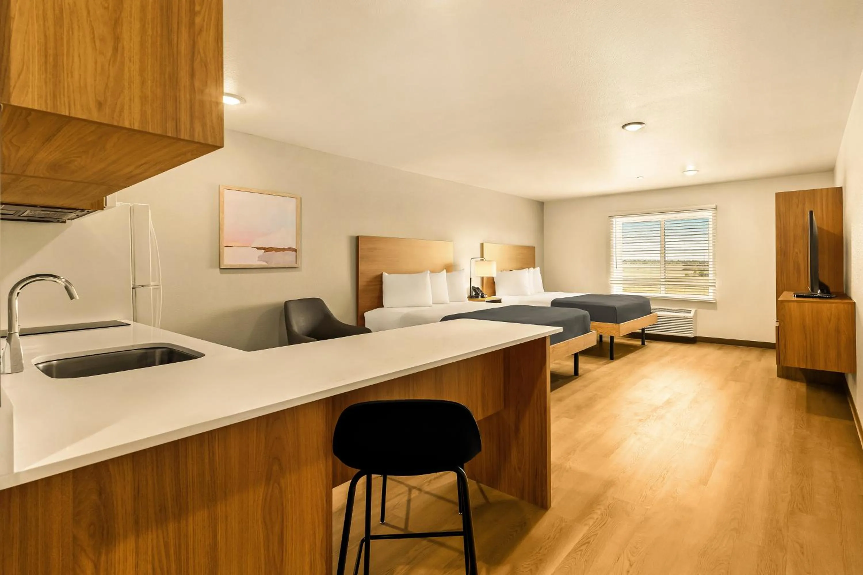 LivAway Suites Orem-Vineyard