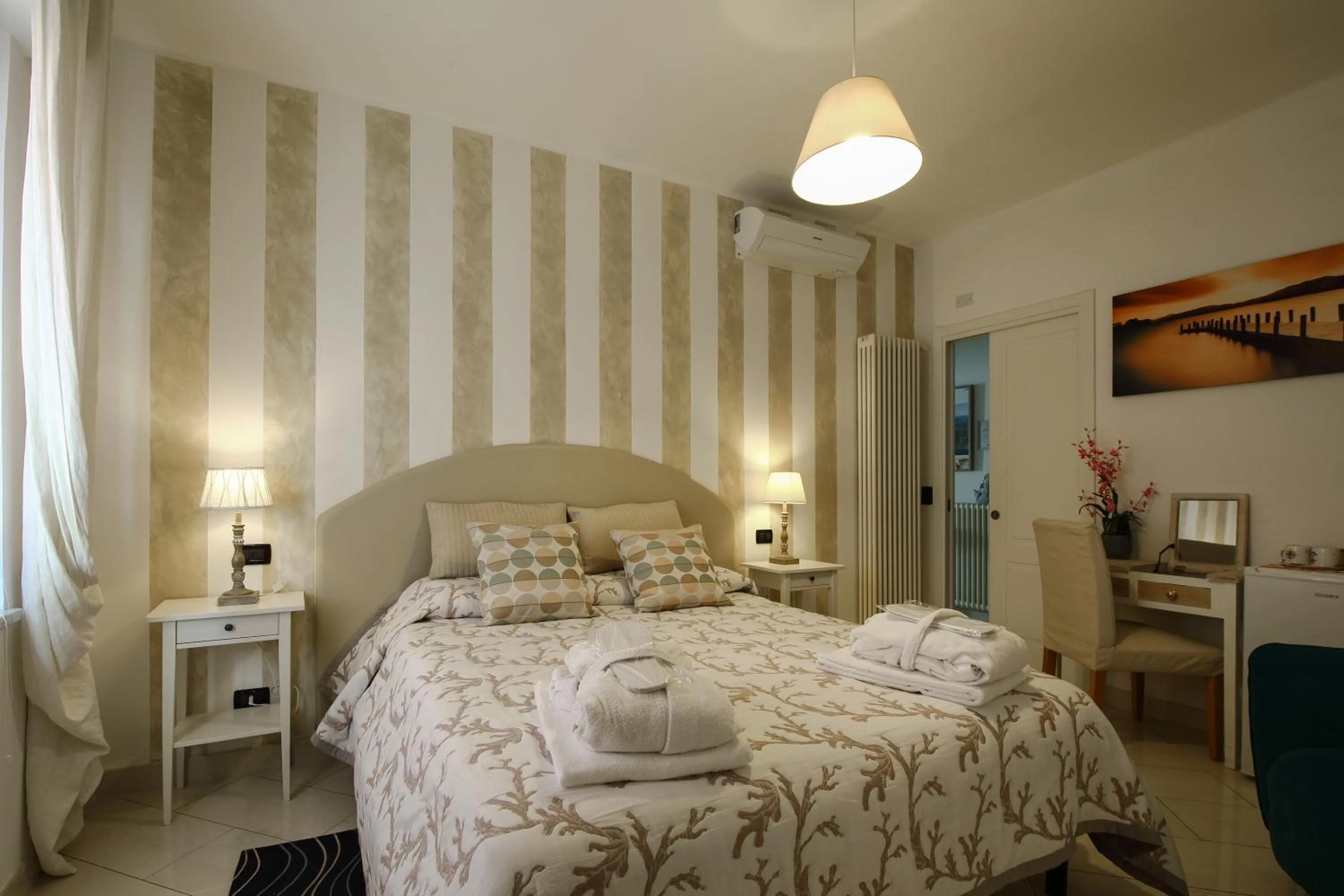 Bed in B&B Iulia Augusta