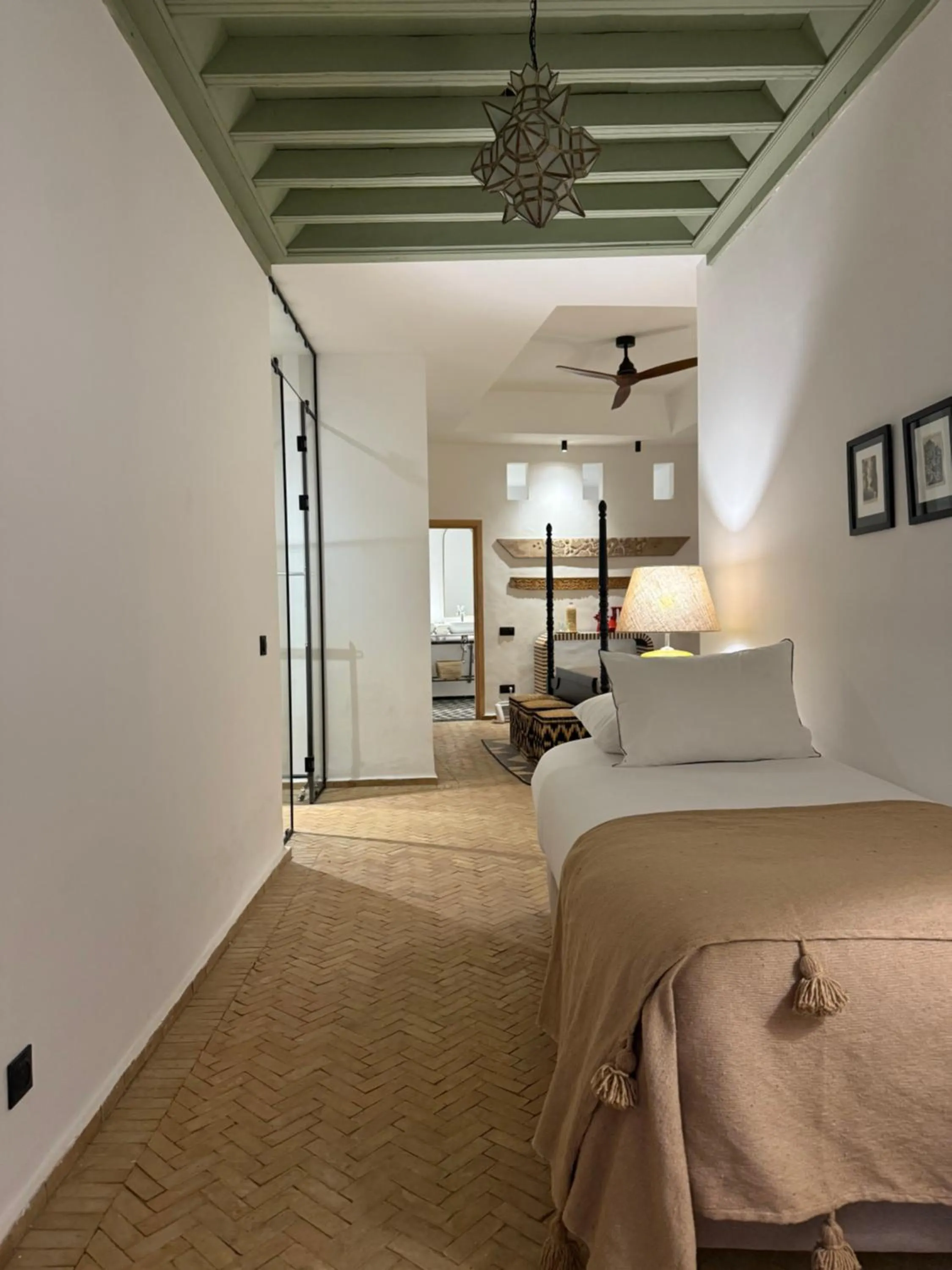 Property building, Bed in Riad RK Suites & Spa