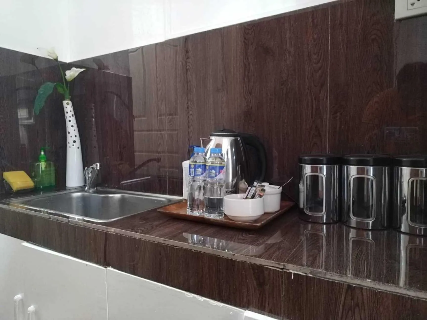 Kitchen or kitchenette in Makati Riverside Inn