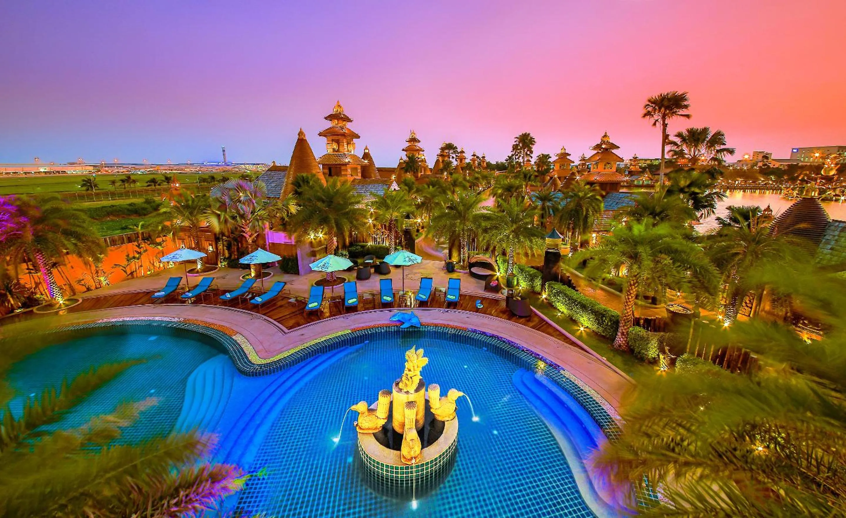 Restaurant/places to eat in Ammata Lanta Resort