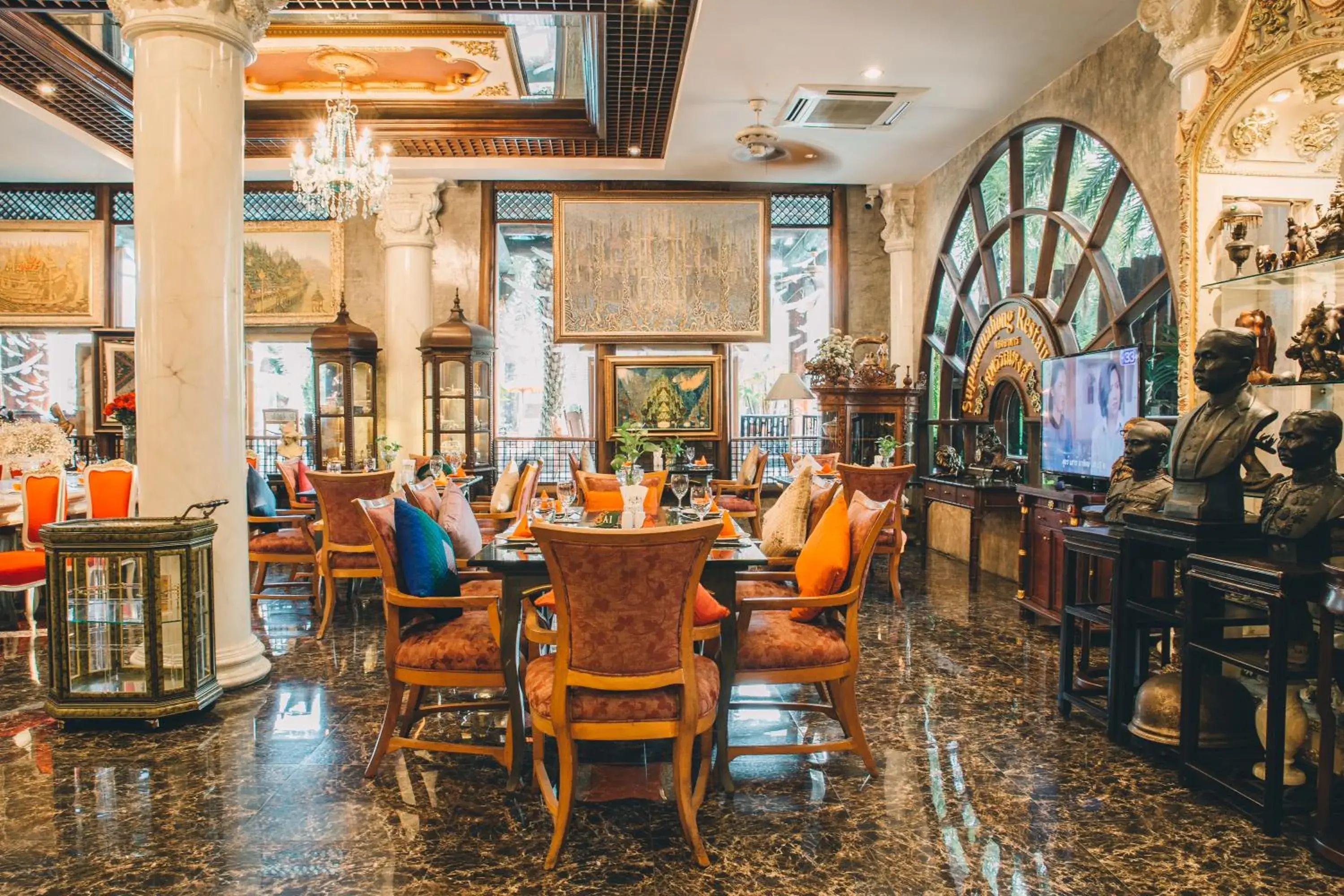 Restaurant/places to eat in Ammata Lanta Resort Restaurant/places to eat in Ammata Lanta Resort