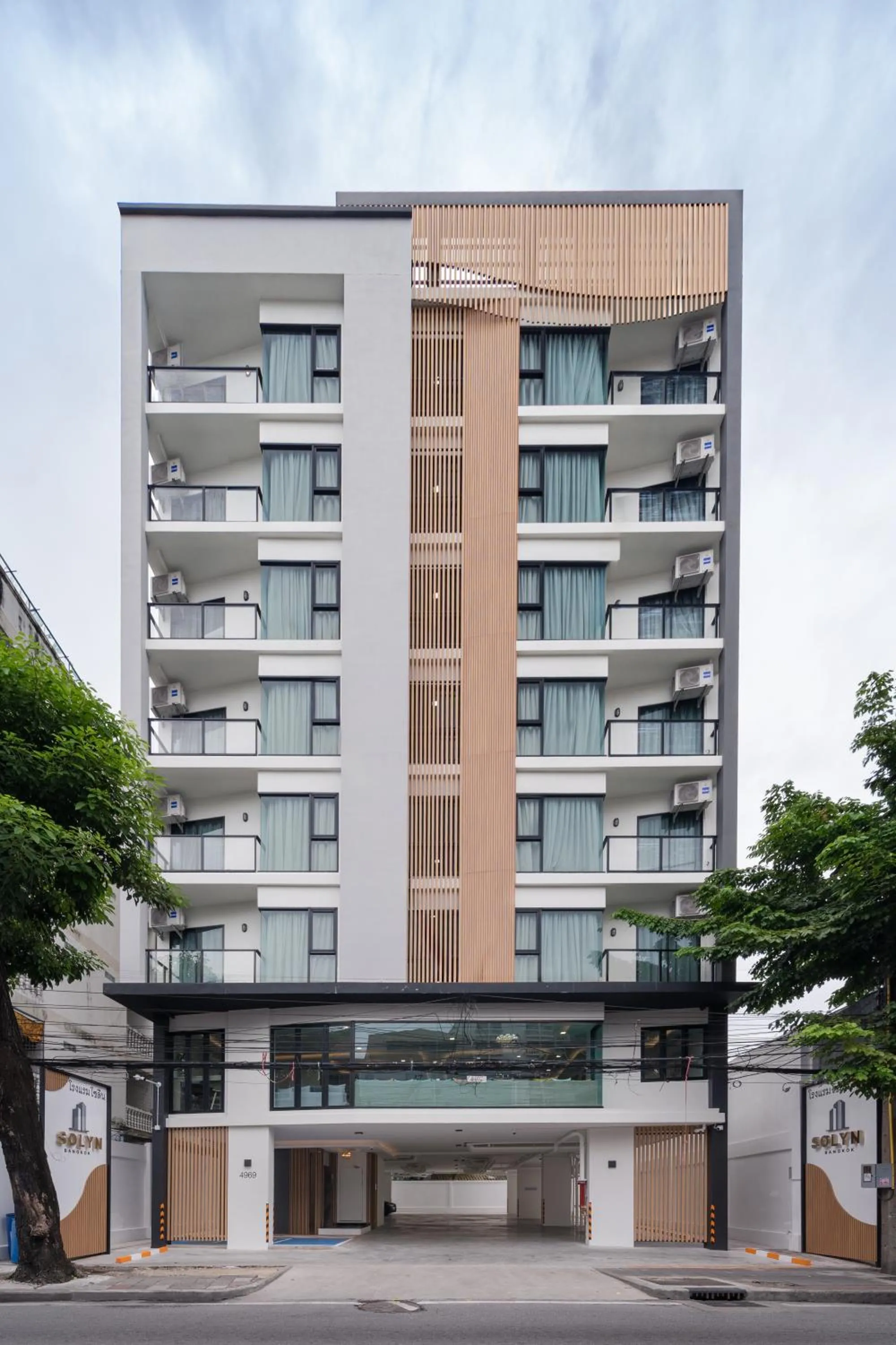 Solyn Hotel