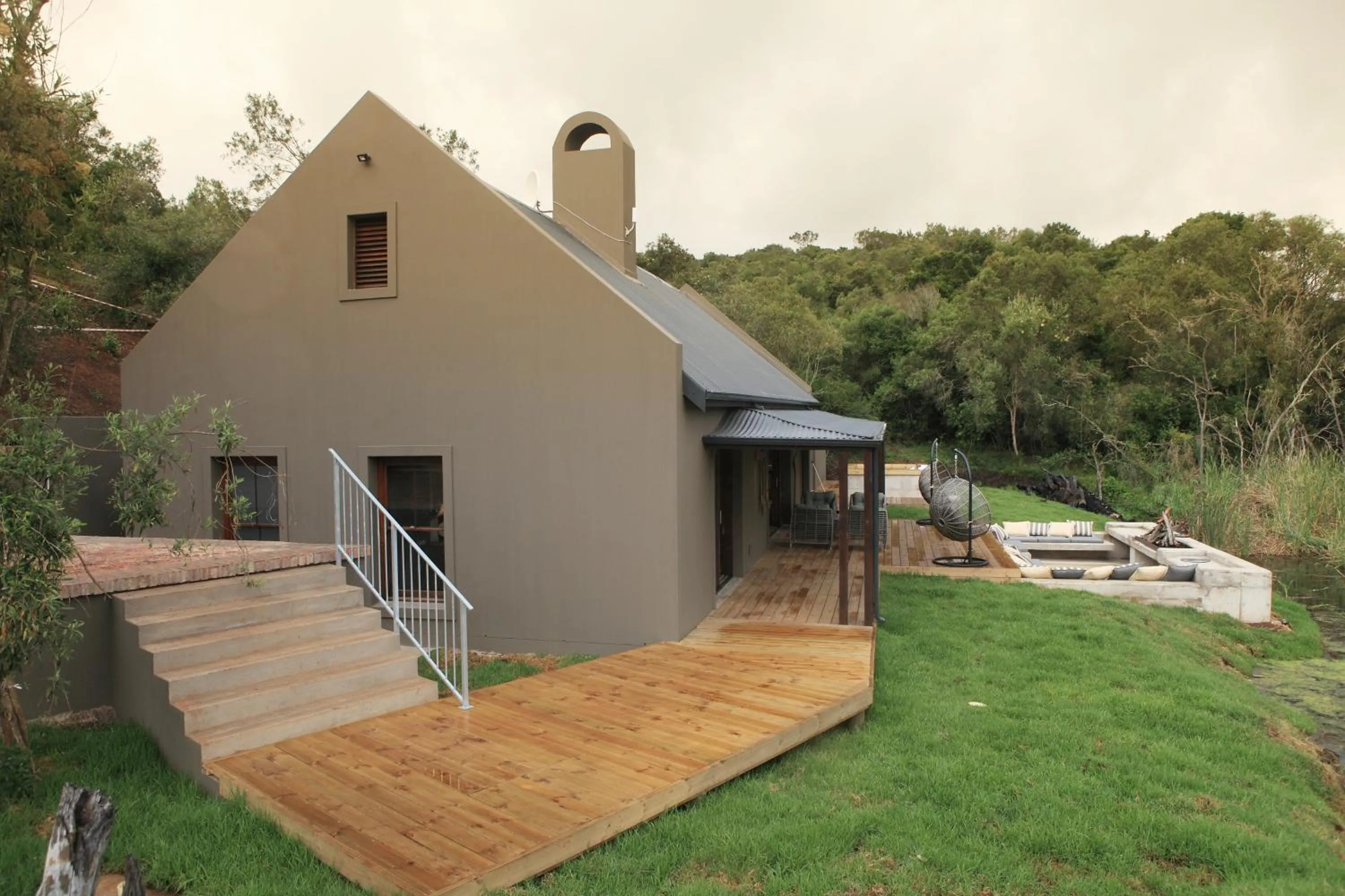 Property building in Botlierskop Bush Villas