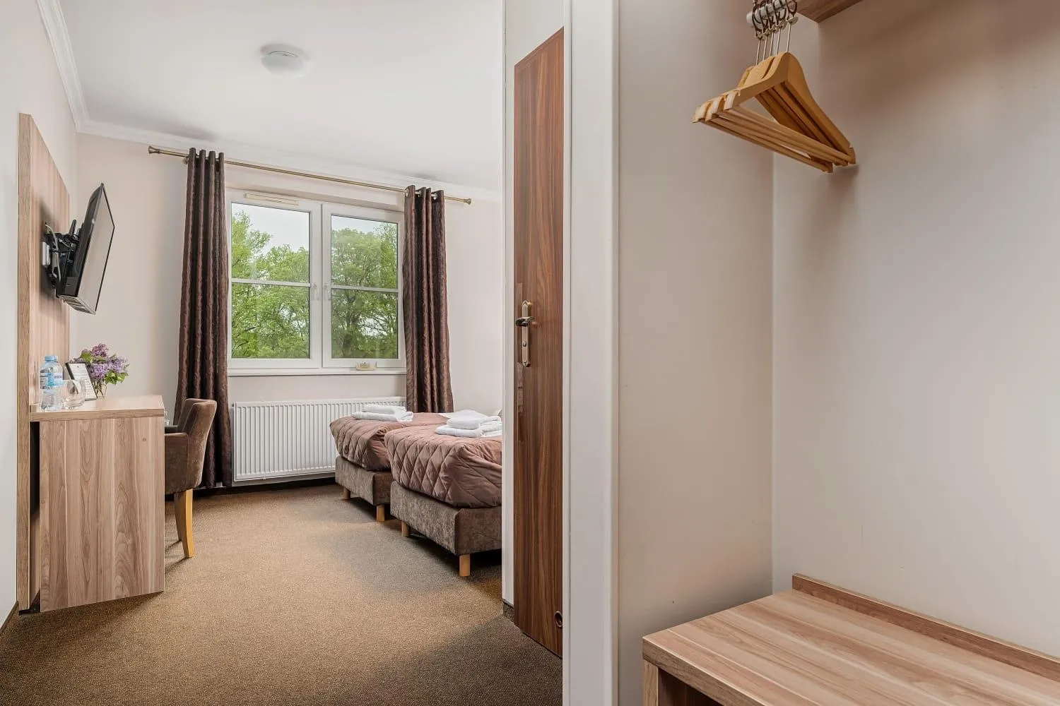 Bed in Pałac nad Jeziorem