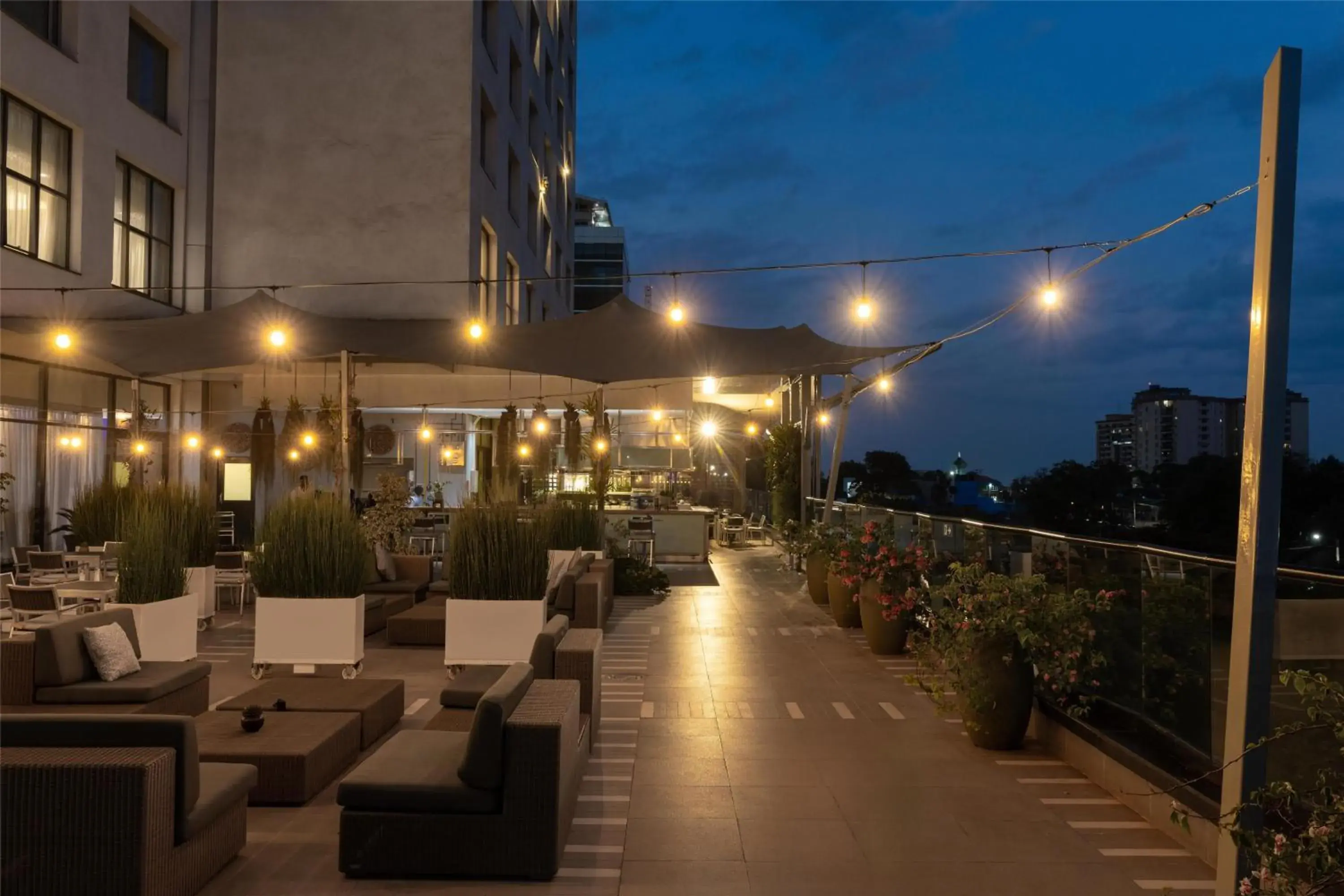 Restaurant/places to eat in Radisson Blu Hotel, Nairobi Upper Hill Restaurant/places to eat in Radisson Blu Hotel, Nairobi Upper Hill