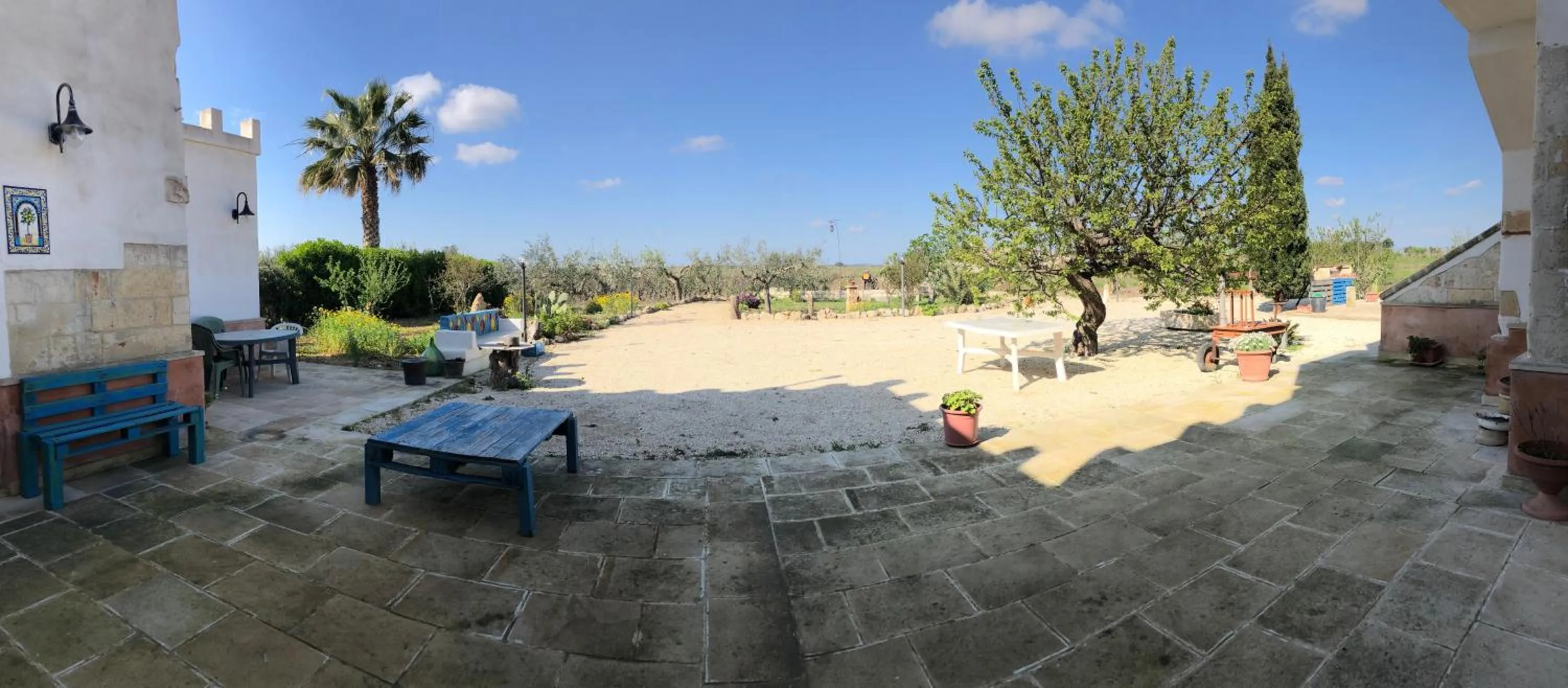 Garden view in B&B Terre dì Montecoco