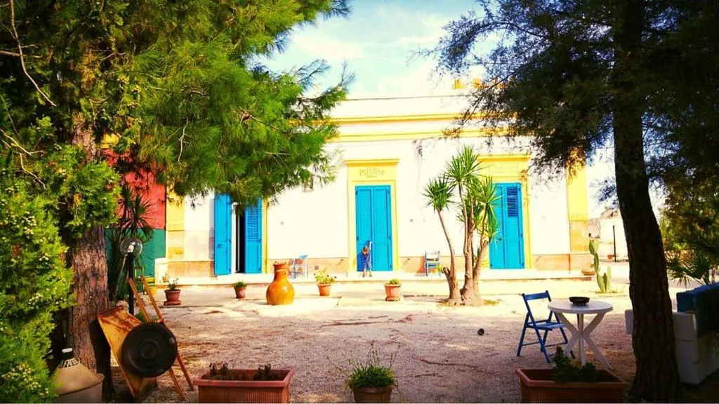 Facade/entrance in B&B Terre dì Montecoco