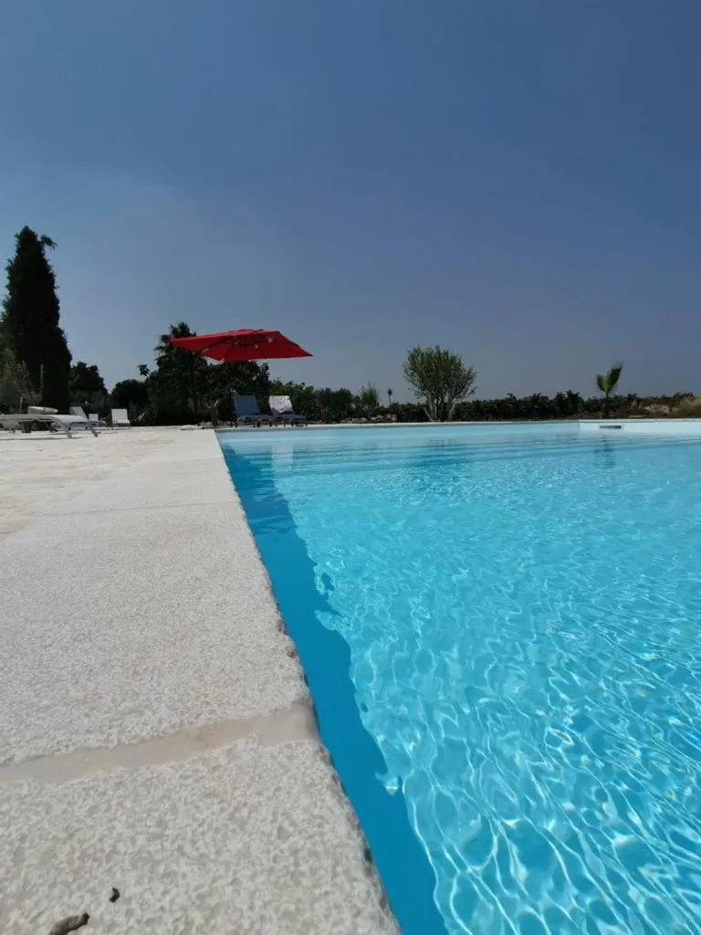 Swimming pool in B&B Terre dì Montecoco
