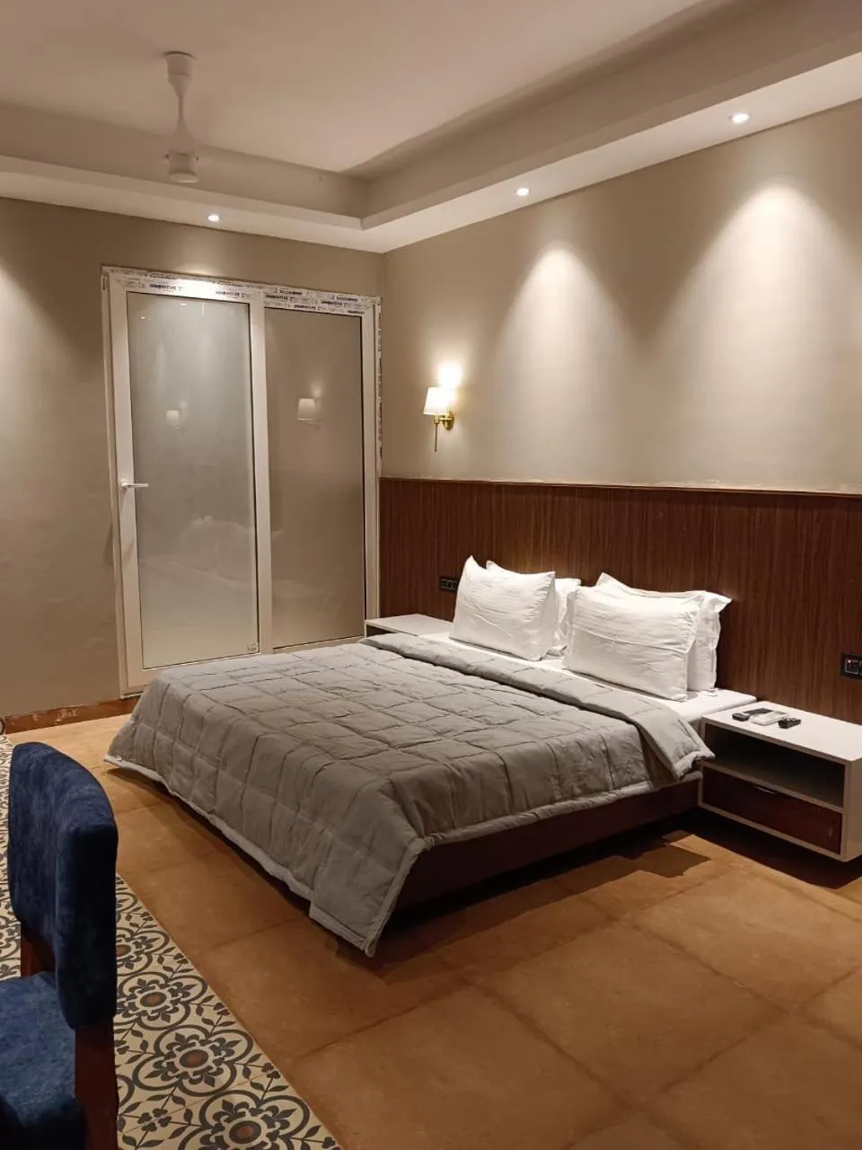 Bed in Eutopia Beach Resort