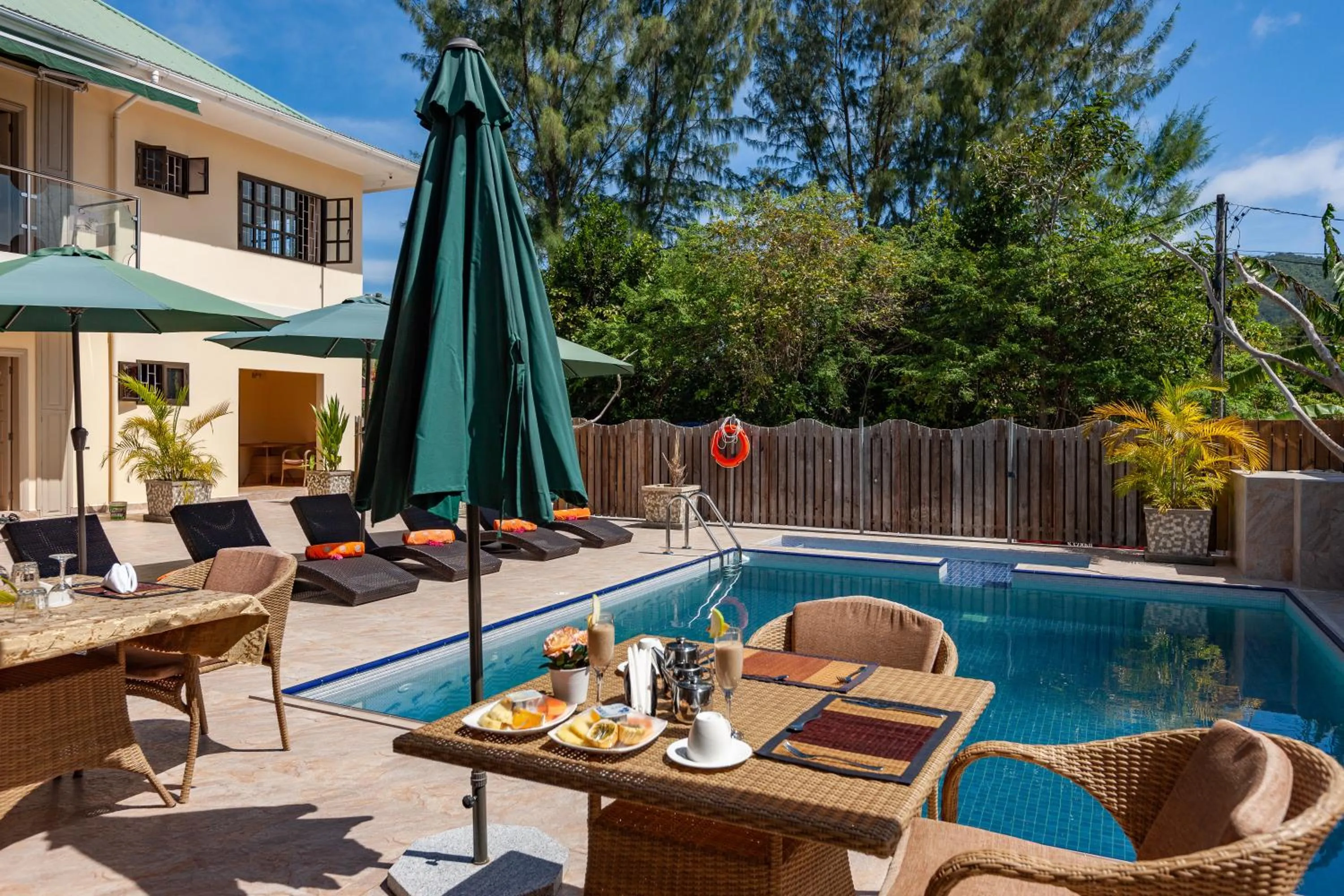 Day in Chez Bea Luxury Villa