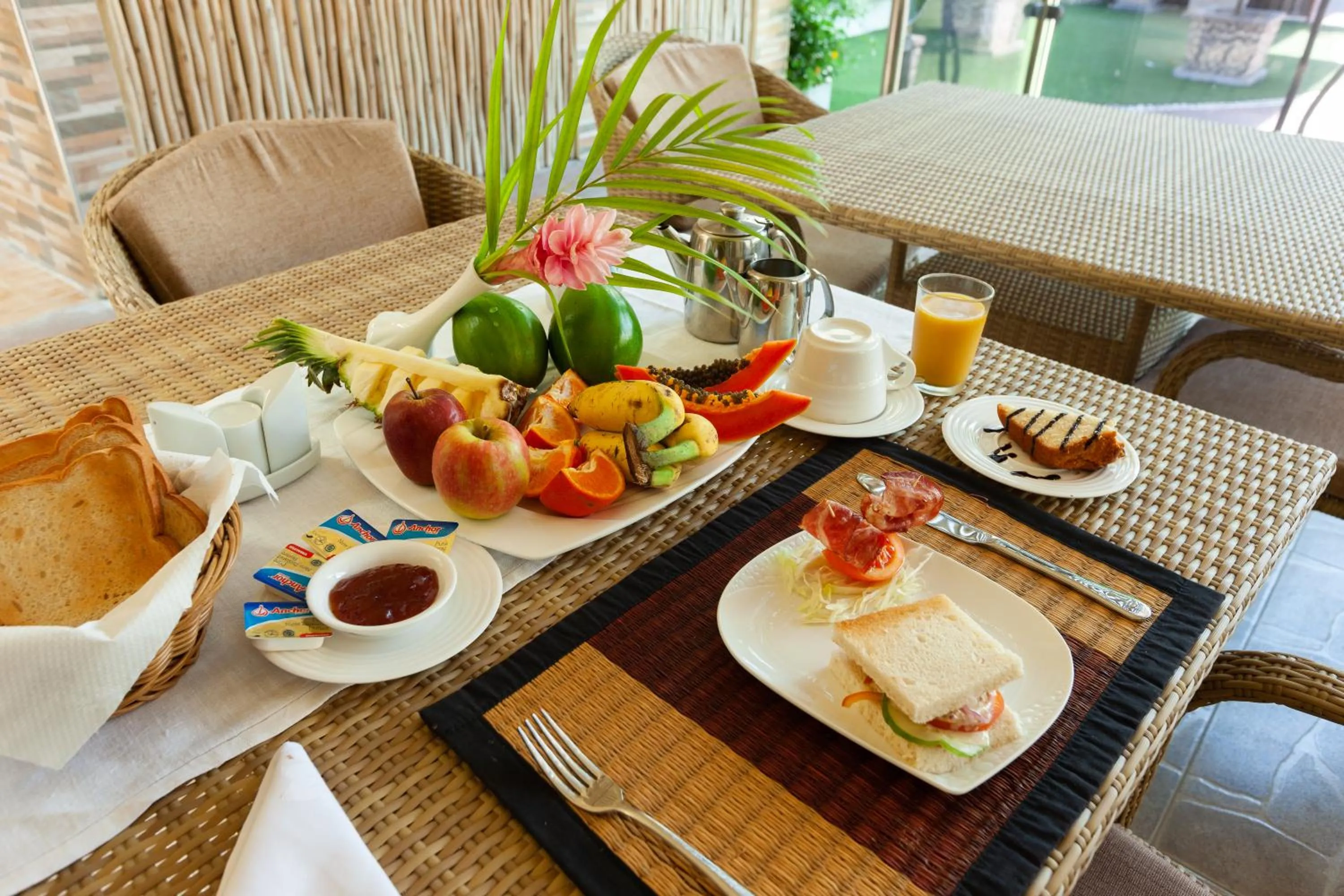 American breakfast in Chez Bea Luxury Villa