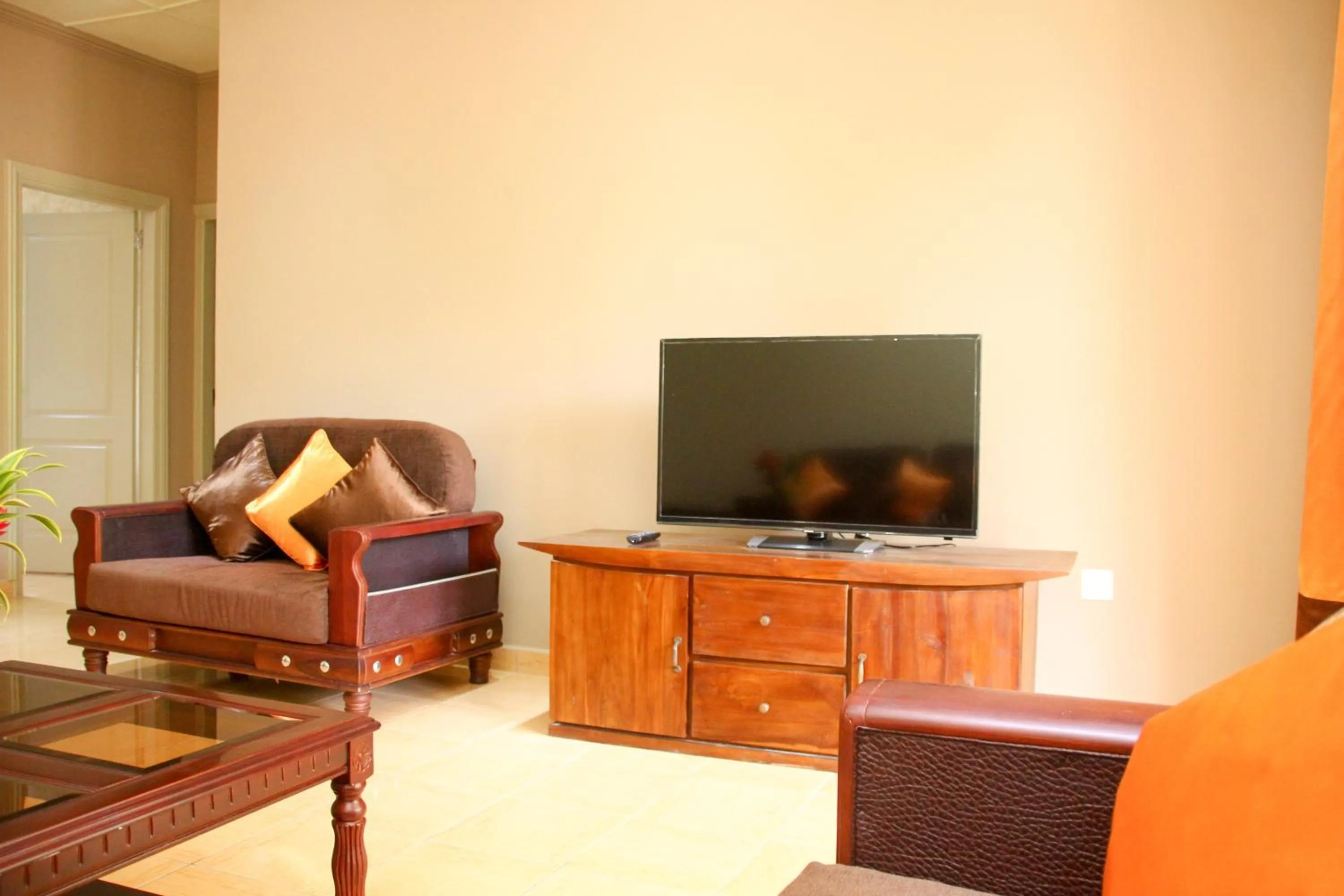 TV and multimedia in Chez Bea Luxury Villa
