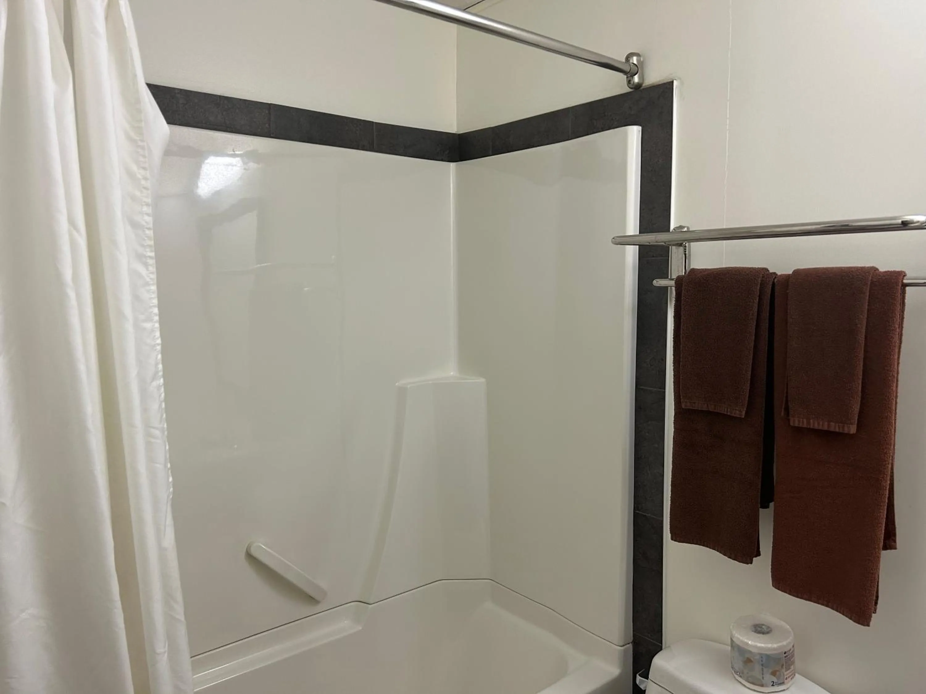 Double Room in Northern Lights Inn & Suites