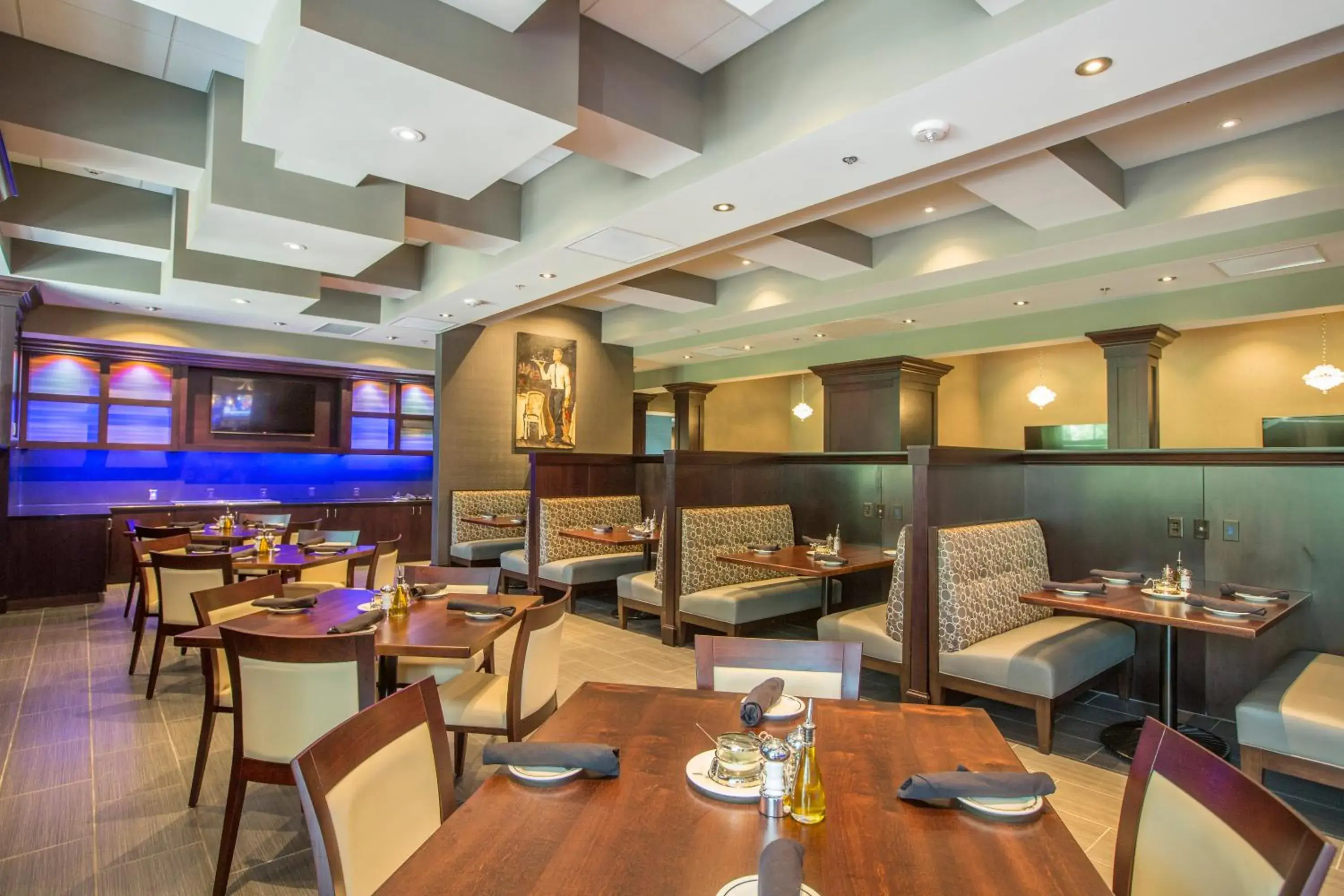 Restaurant/places to eat in Crowne Plaza SHENANDOAH - WOODLANDS AREA by IHG Restaurant/places to eat in Crowne Plaza SHENANDOAH - WOODLANDS AREA by IHG