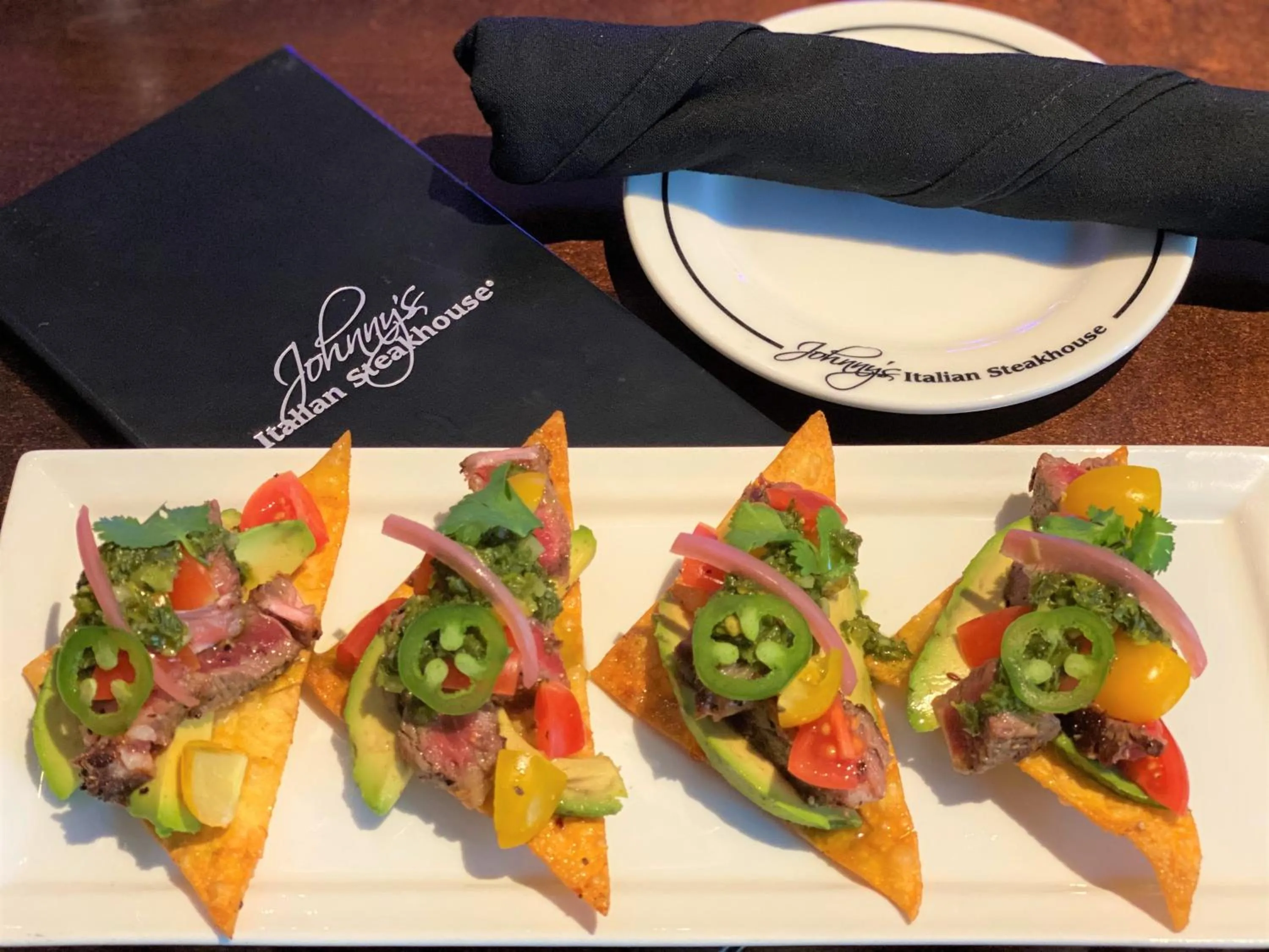 Restaurant/places to eat in Crowne Plaza SHENANDOAH - WOODLANDS AREA by IHG