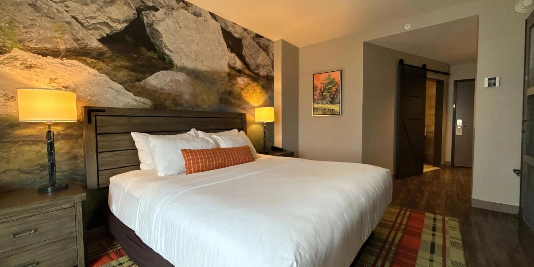 Photo of the whole room, Bed in Hotel Indigo Traverse City by IHG