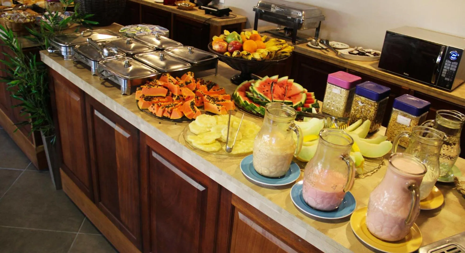 Breakfast in Hotel Vila Nova